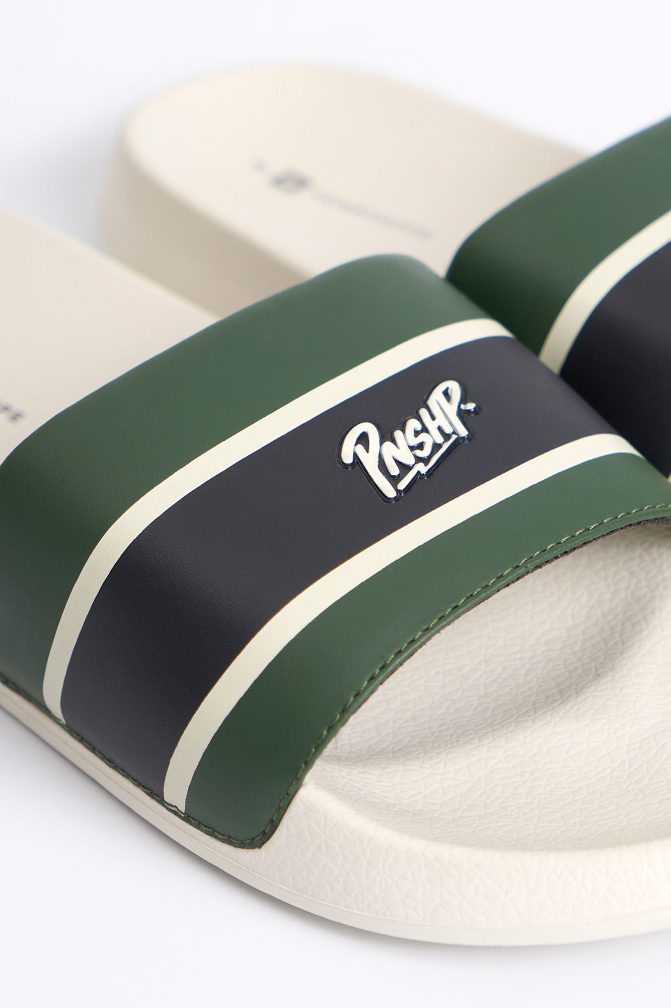 991960-Green (4).jpg