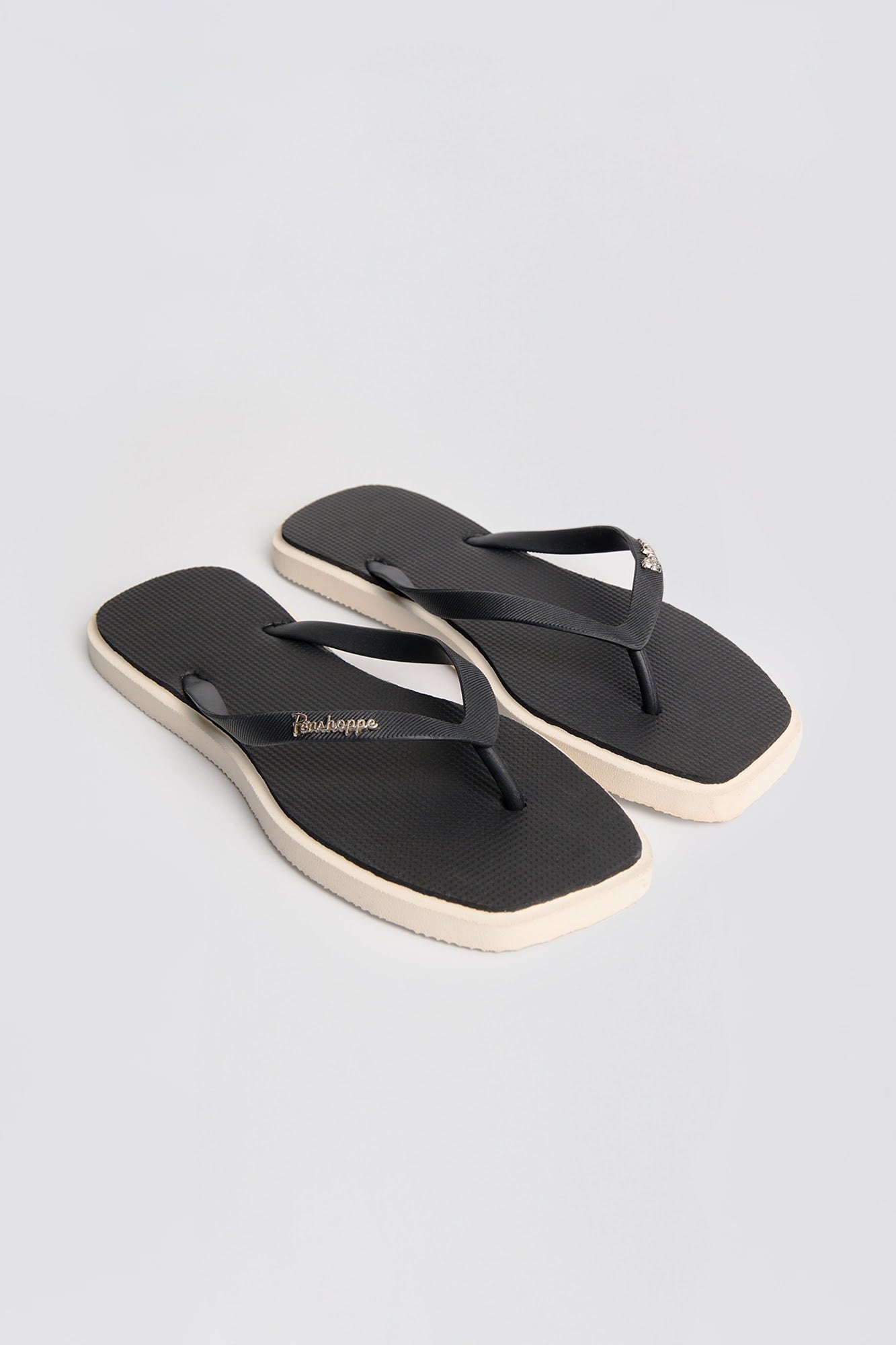 Women's Two-Tone Extended Square Toe Flip Flops