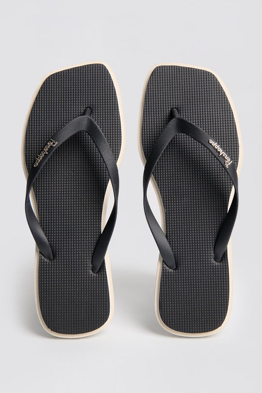 Women's Two-Tone Extended Square Toe Flip Flops