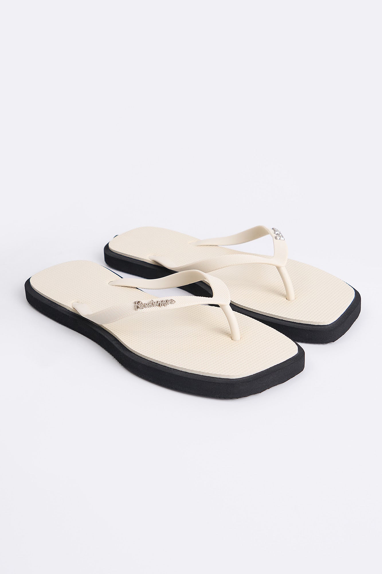 991971-Off White (3).jpg