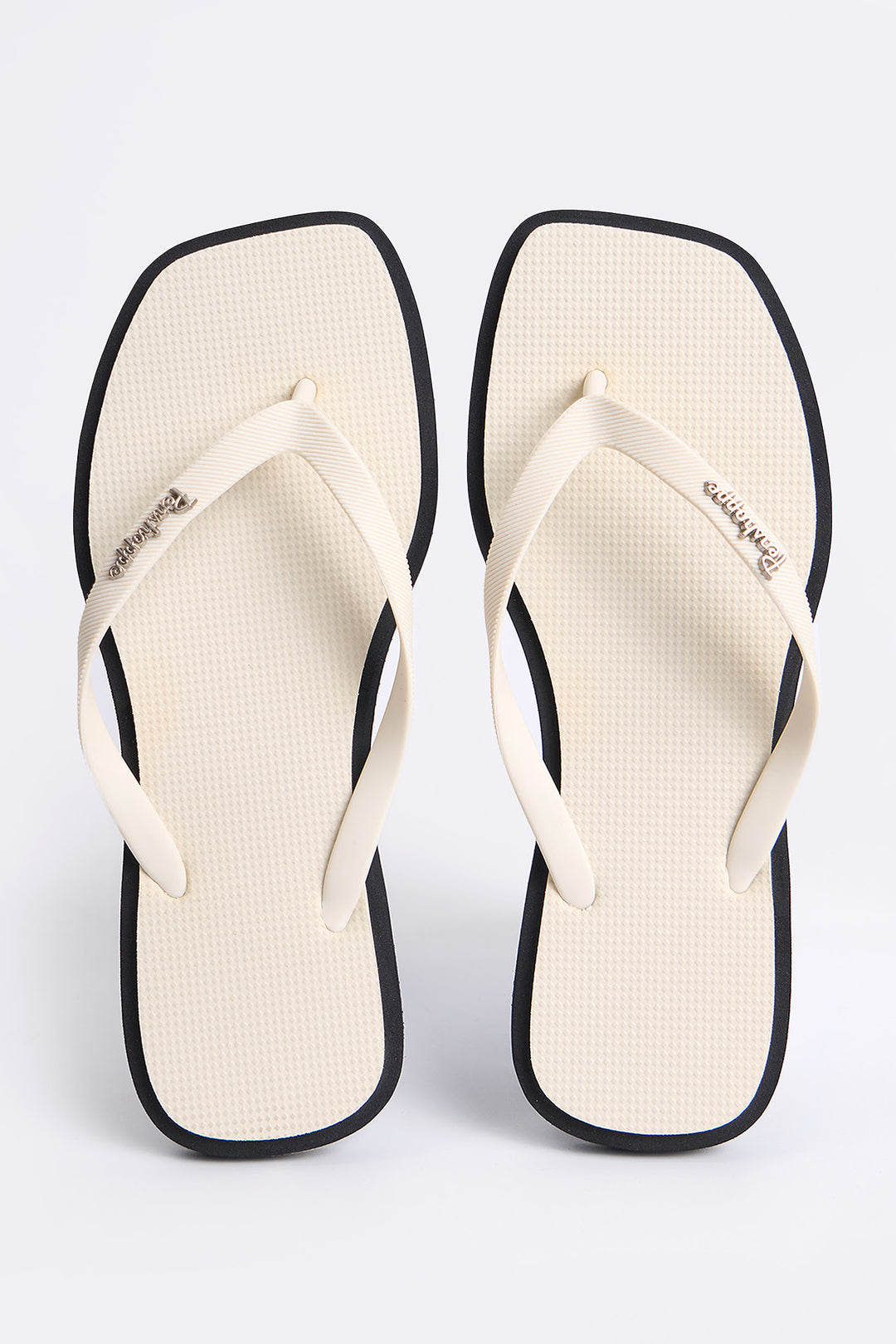 991971-Off White (4).jpg