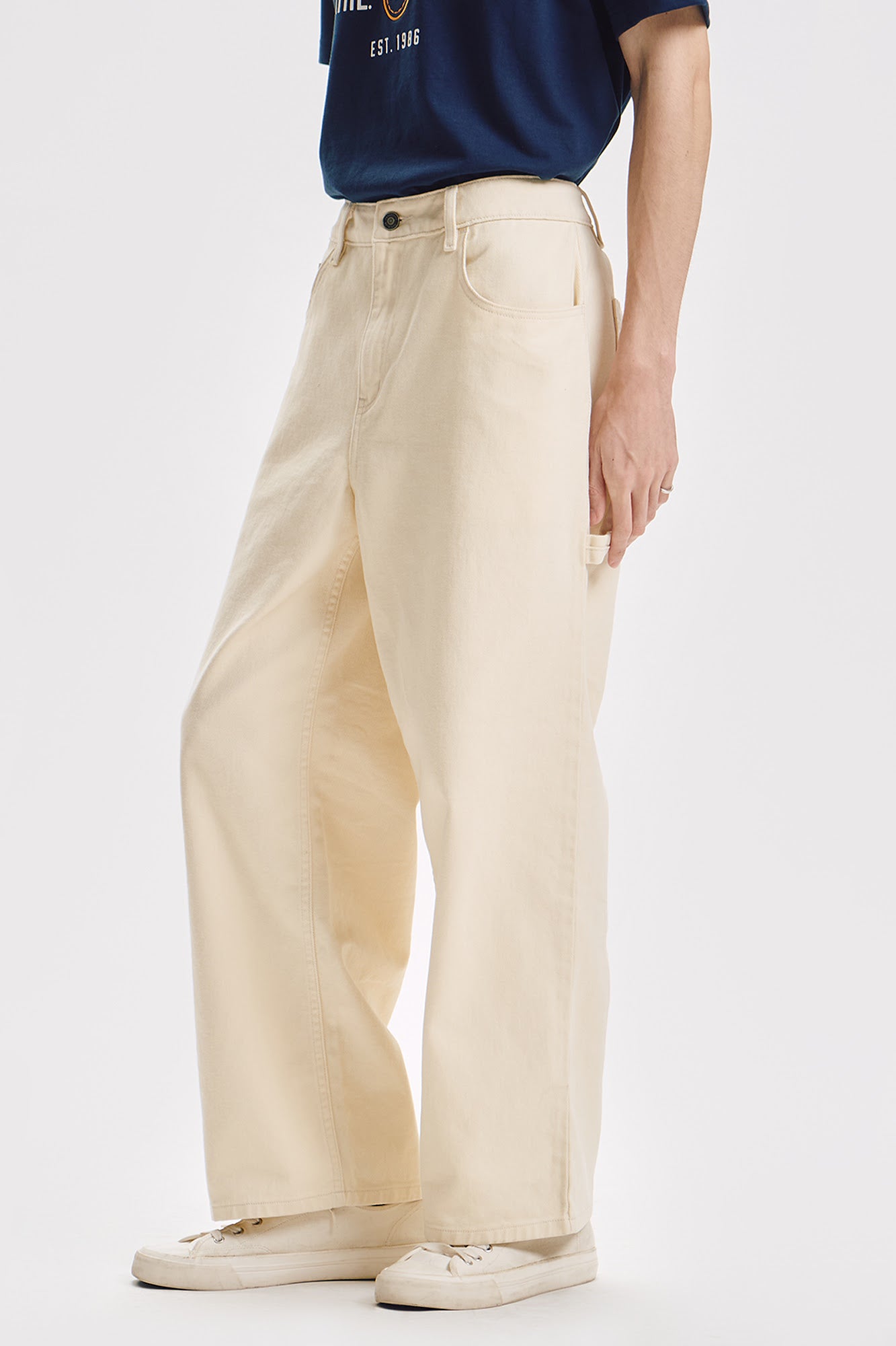 992042-Off White (6).jpg