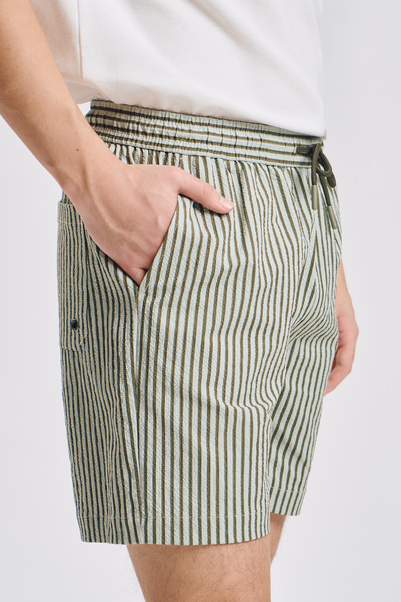 Modern Fit Swim Striped Seersucker Shorts