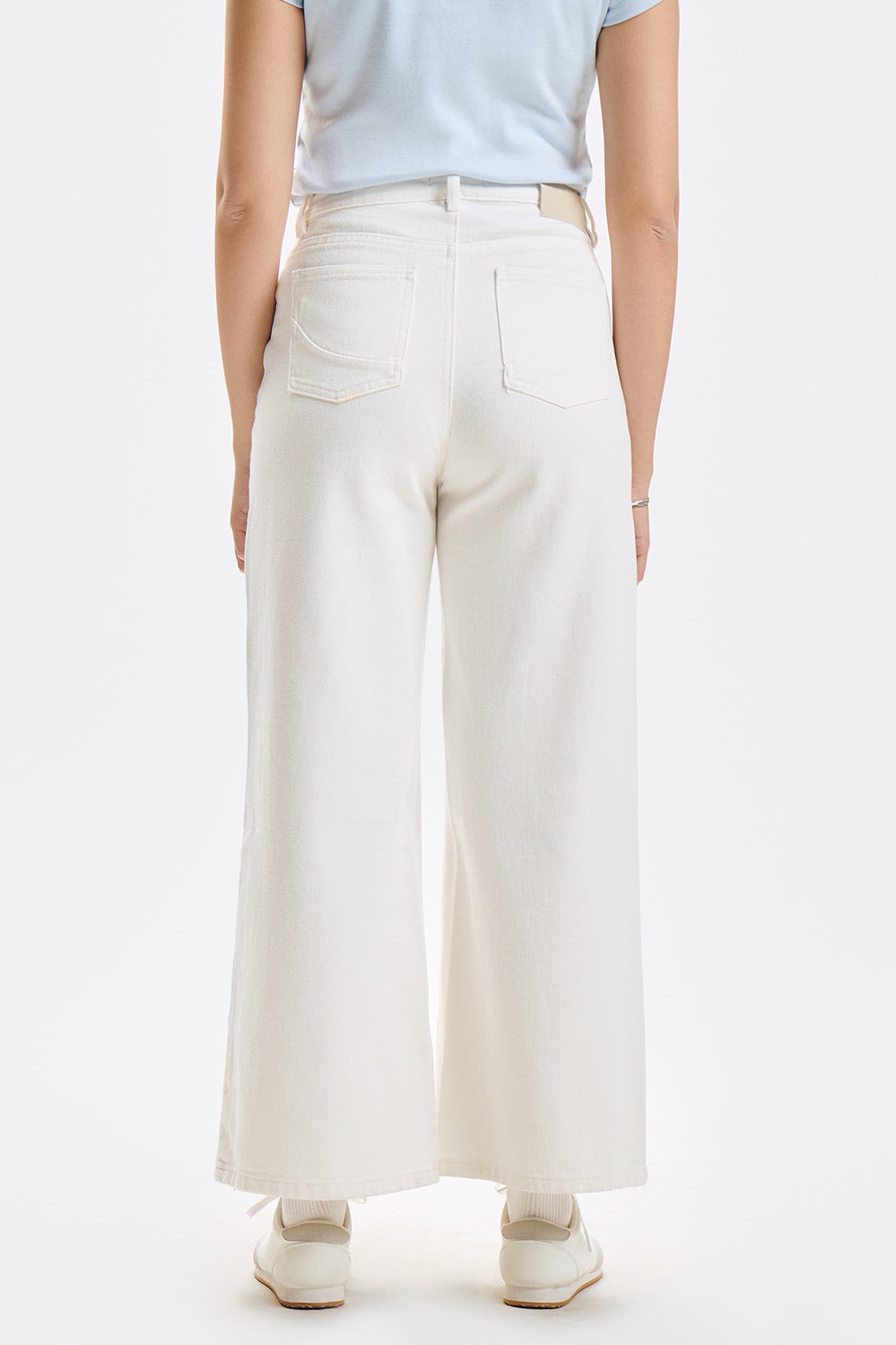 992237-White (3).jpg