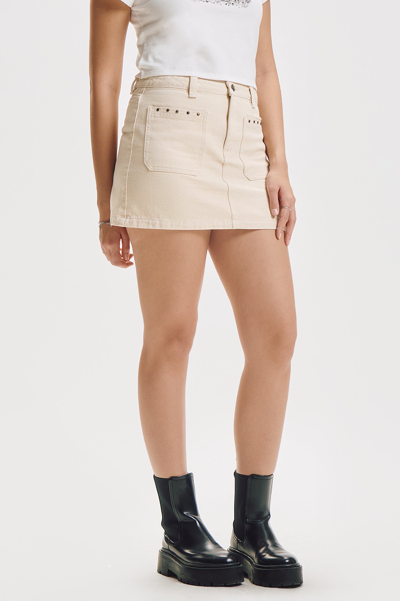 992287-Off White (4).jpg