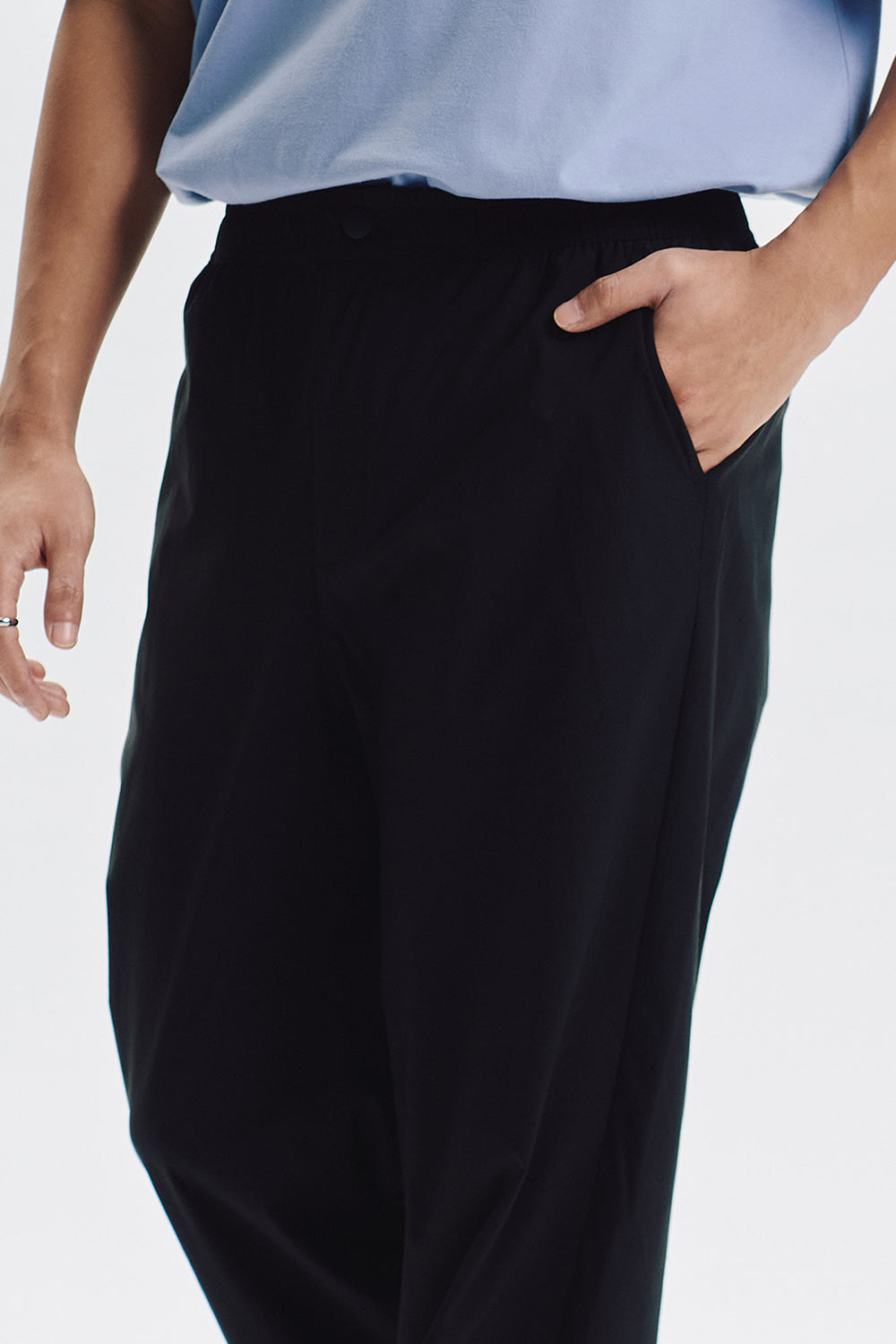 992383-Black (2).jpg