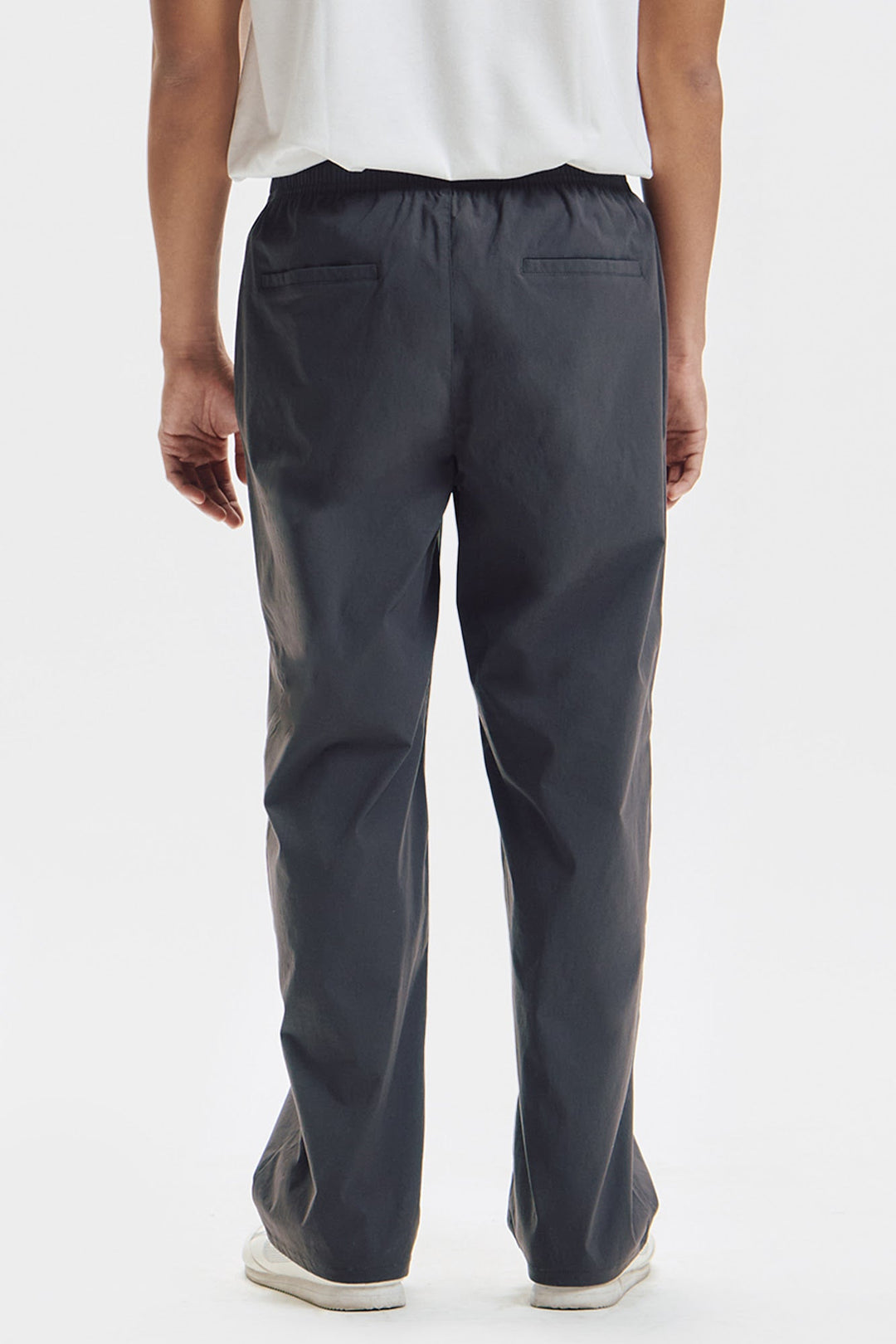 Lite Move Wide Fit Pants