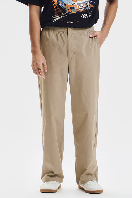 Lite Move Wide Fit Pants