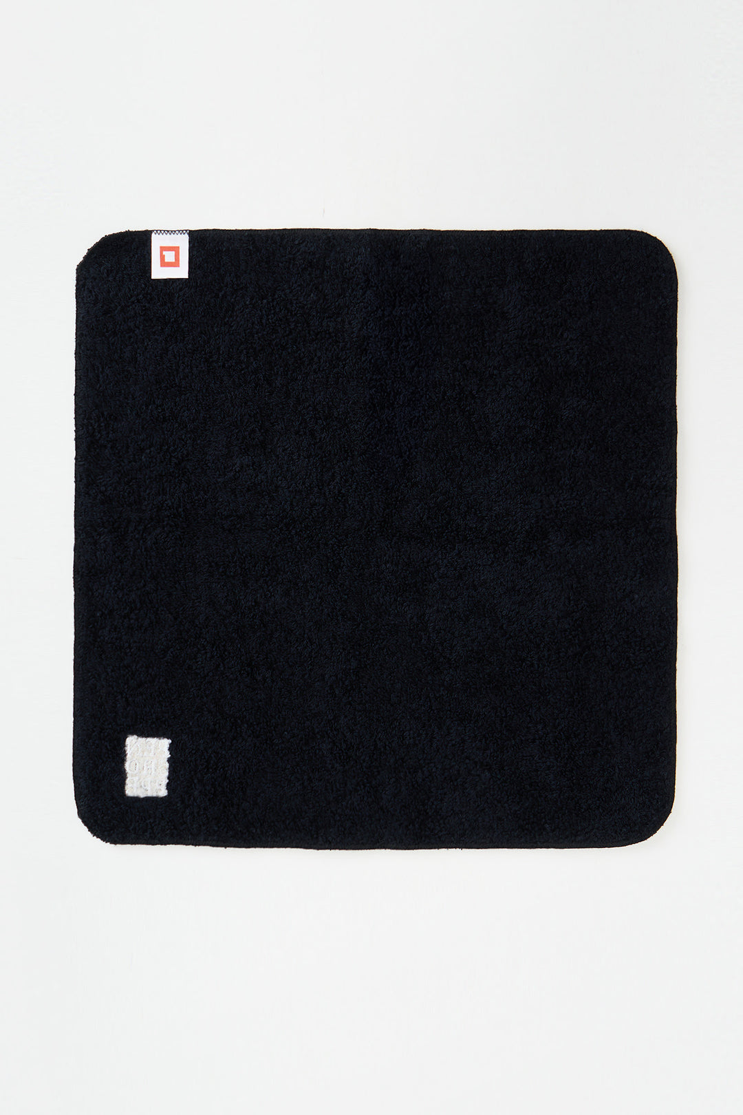 992464-Charcoal (3).jpg