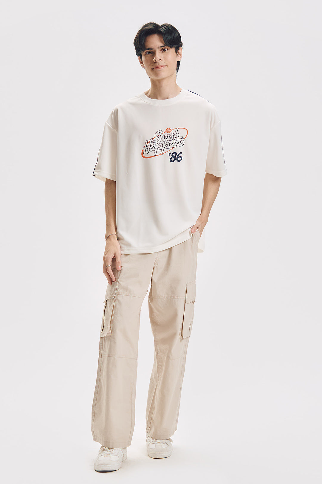 992873-Ivory (1).jpg