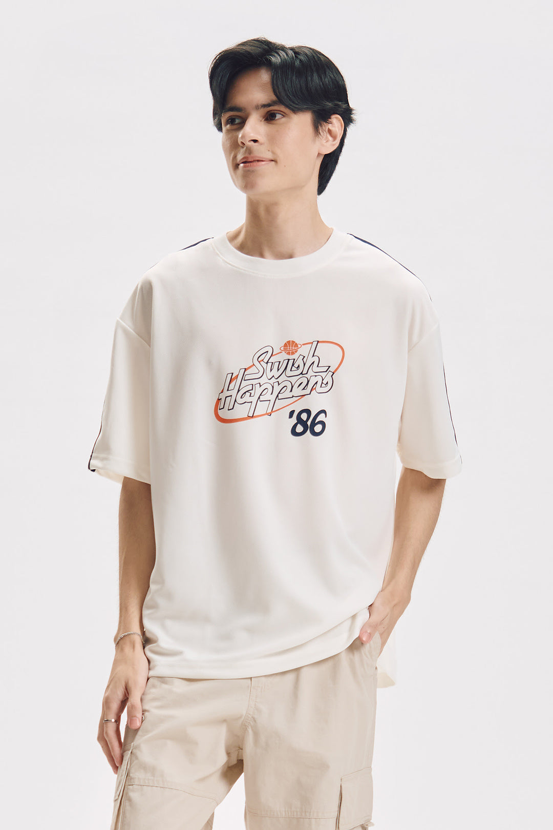 992873-Ivory (2).jpg