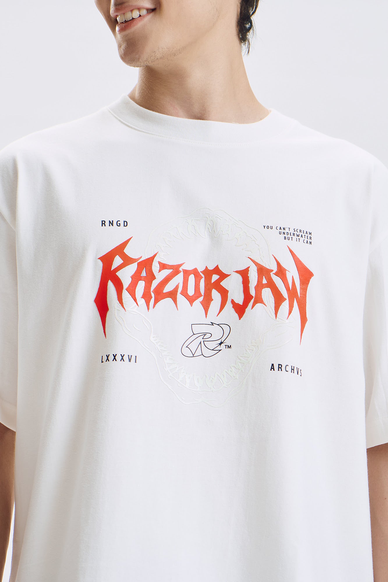 992877-Ivory (1).jpg