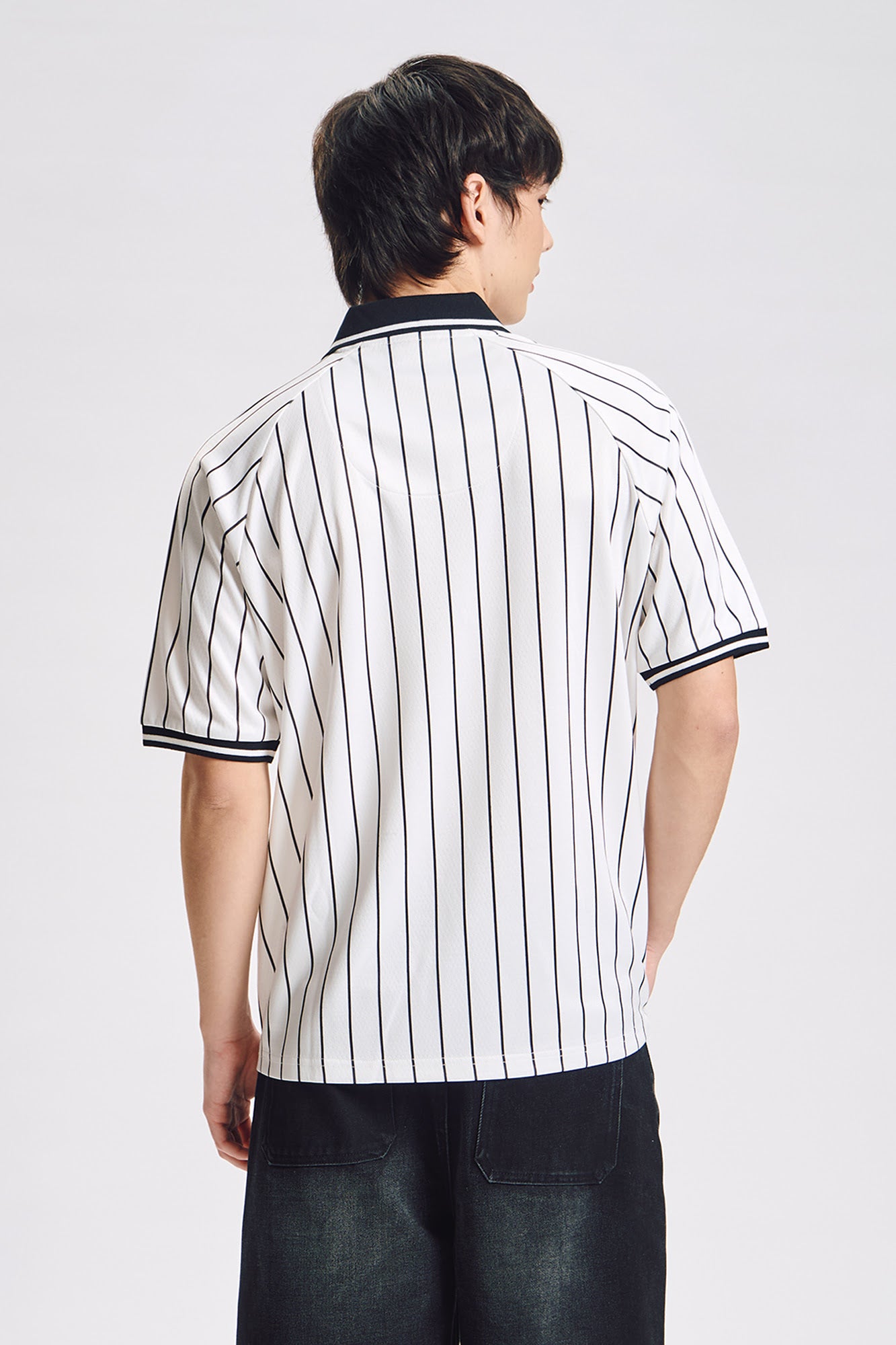 992885-Ivory (1).jpg