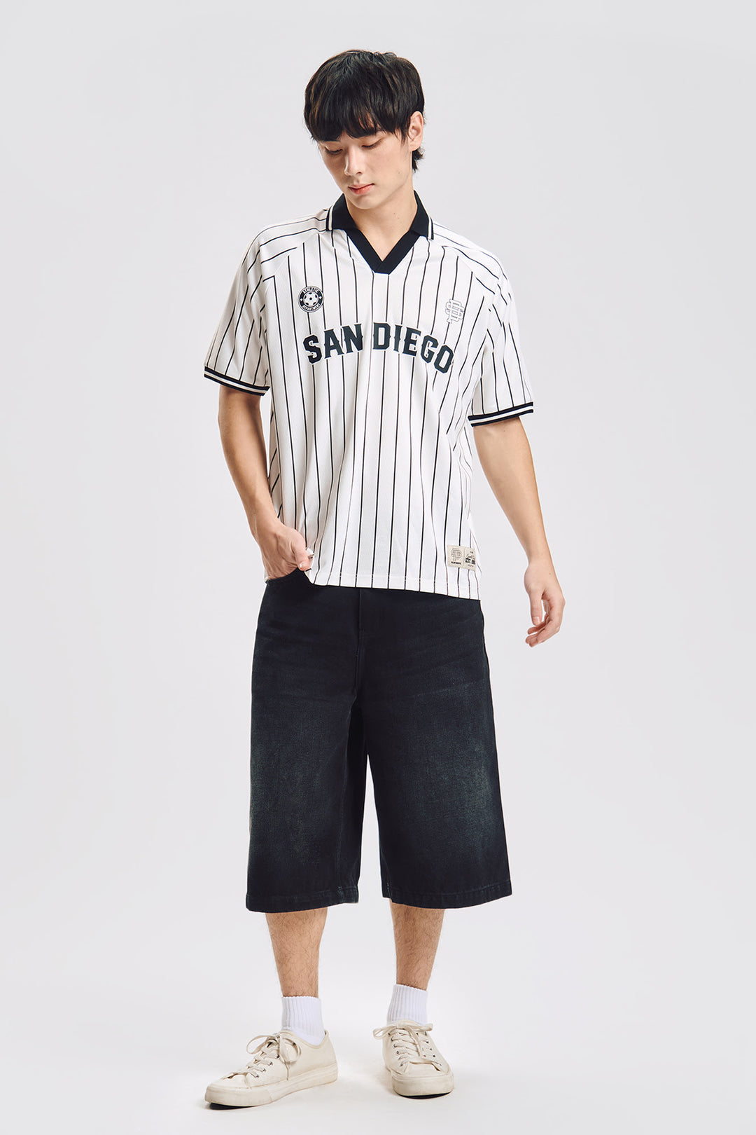 992885-Ivory (3).jpg