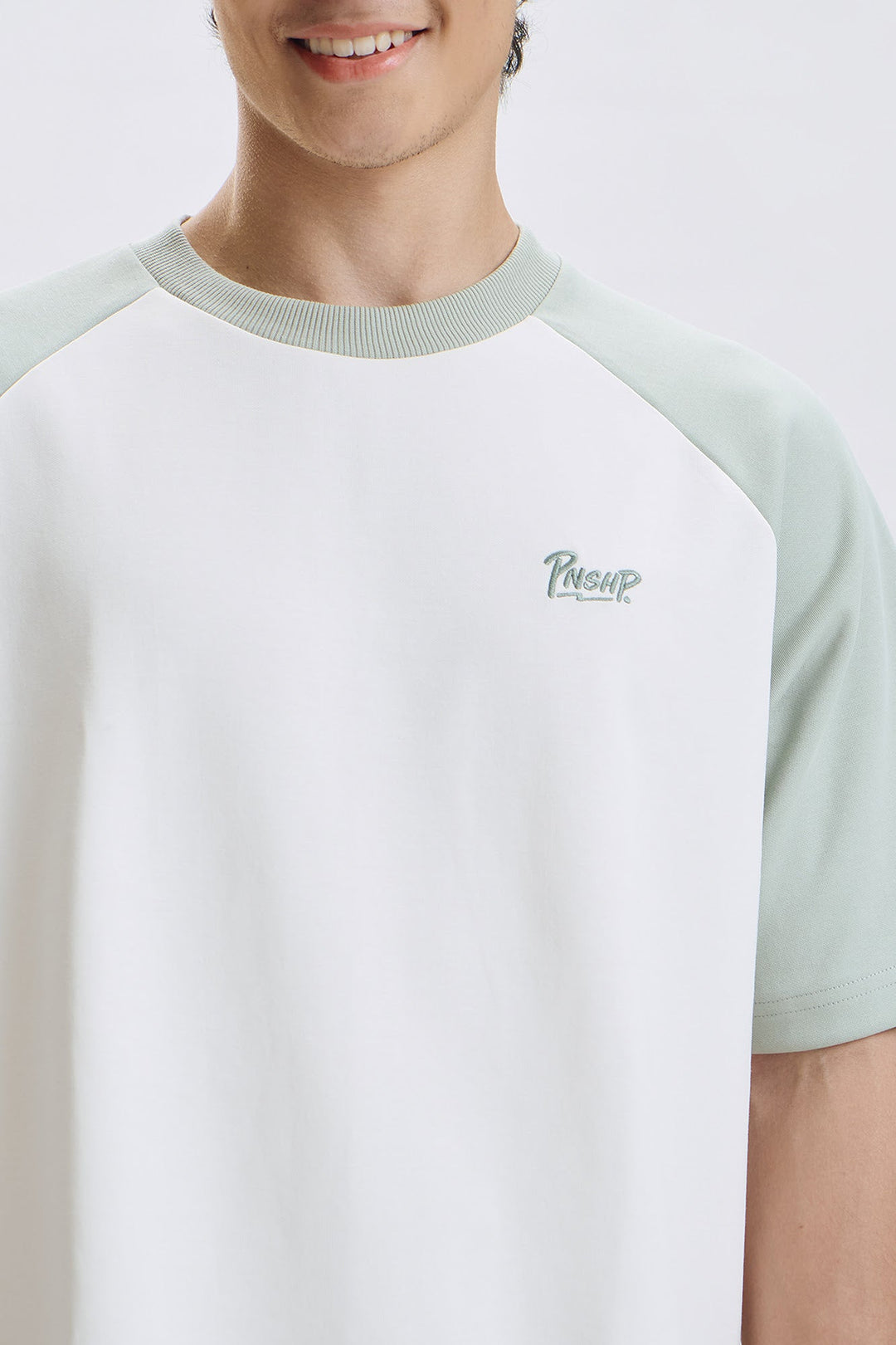 Penshoppe Relaxed Raglan T-Shirt