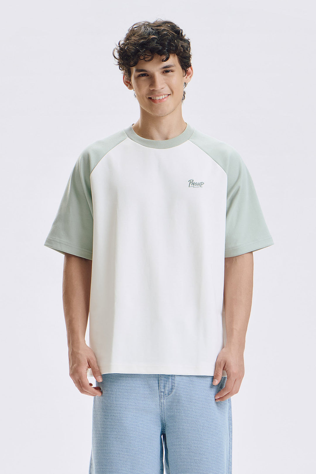 Penshoppe Relaxed Raglan T-Shirt