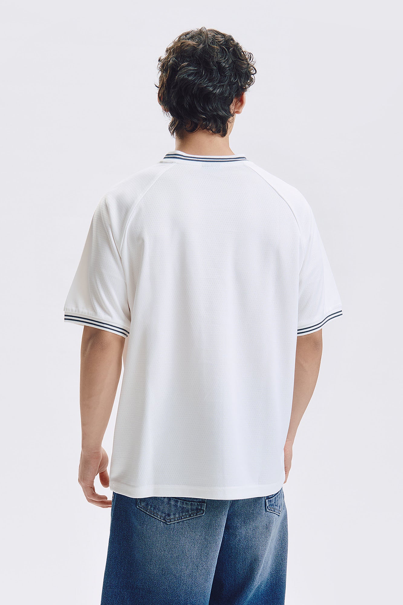 992892-Ivory (3).jpg