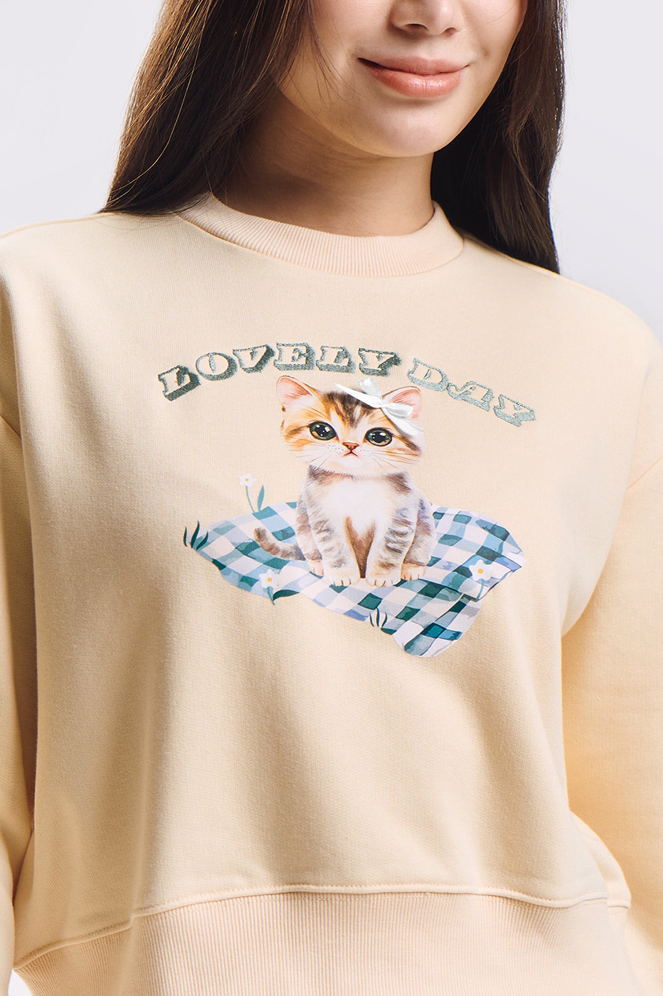 Lovely Day Relaxed Cropped Graphic Pullover