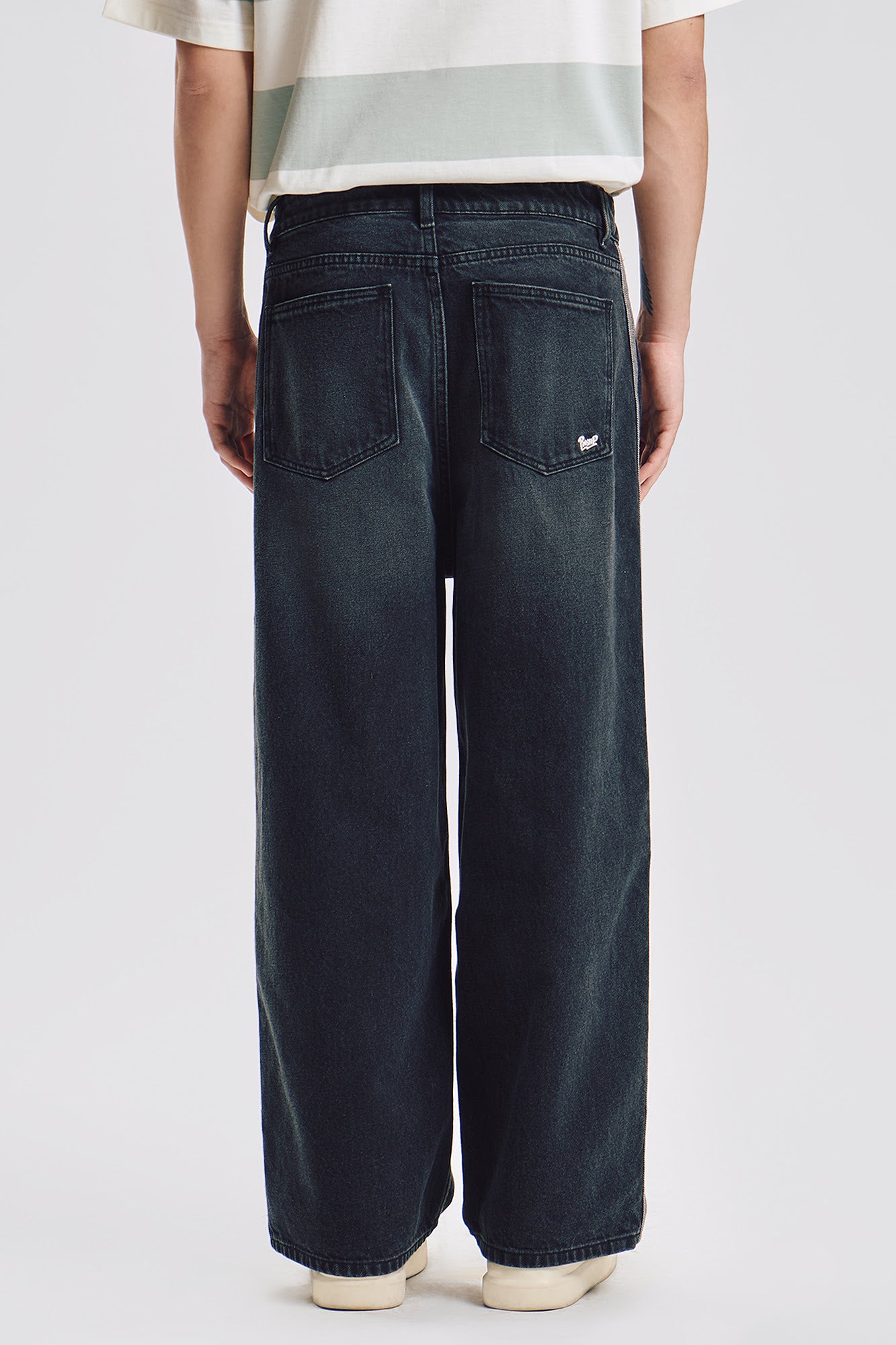 992915-Black (2).jpg