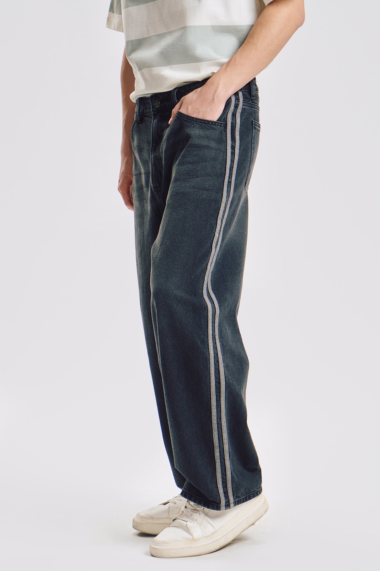 992915-Black (3).jpg