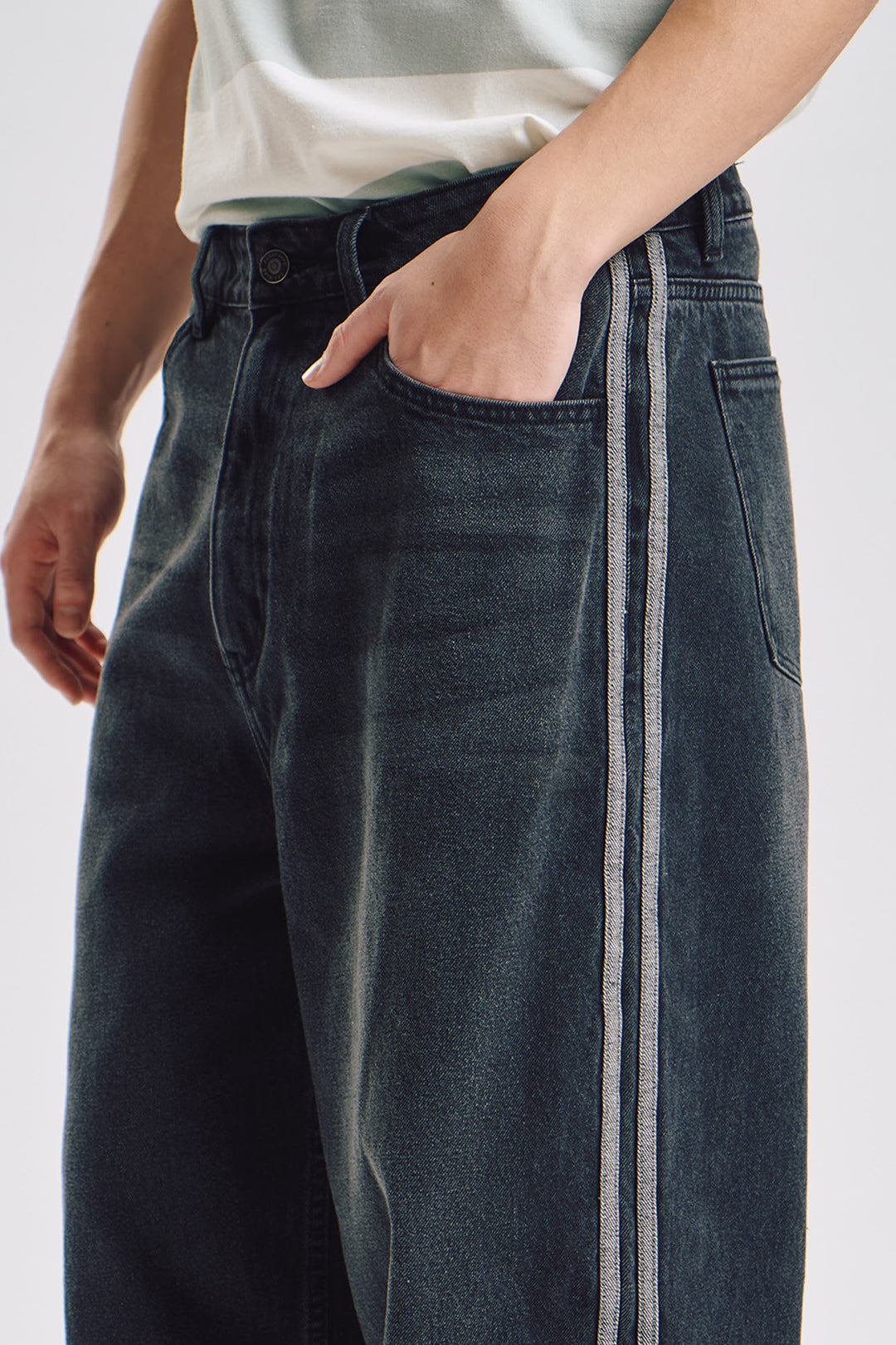 992915-Black (4).jpg