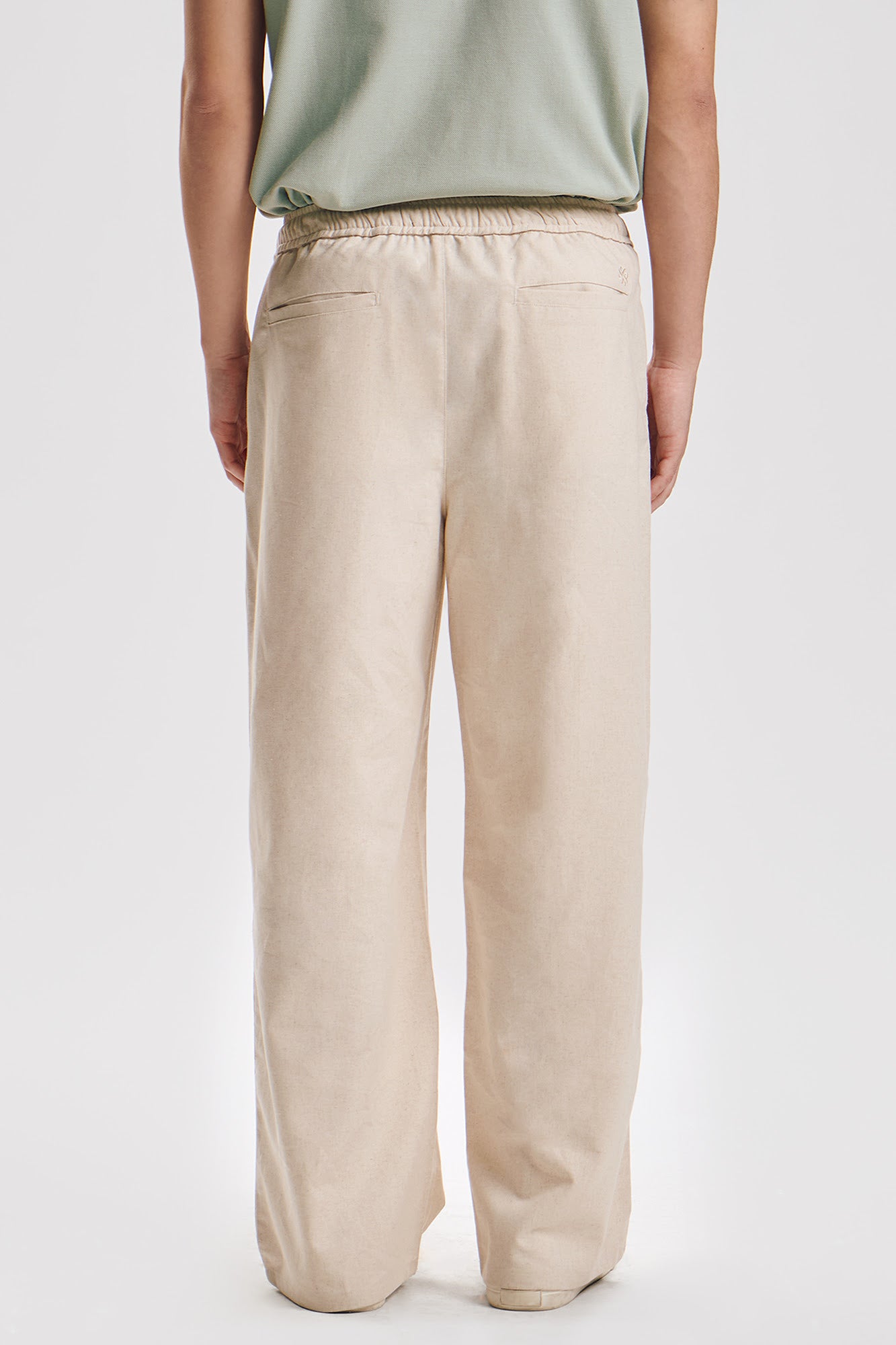 992917-Off White (3).jpg