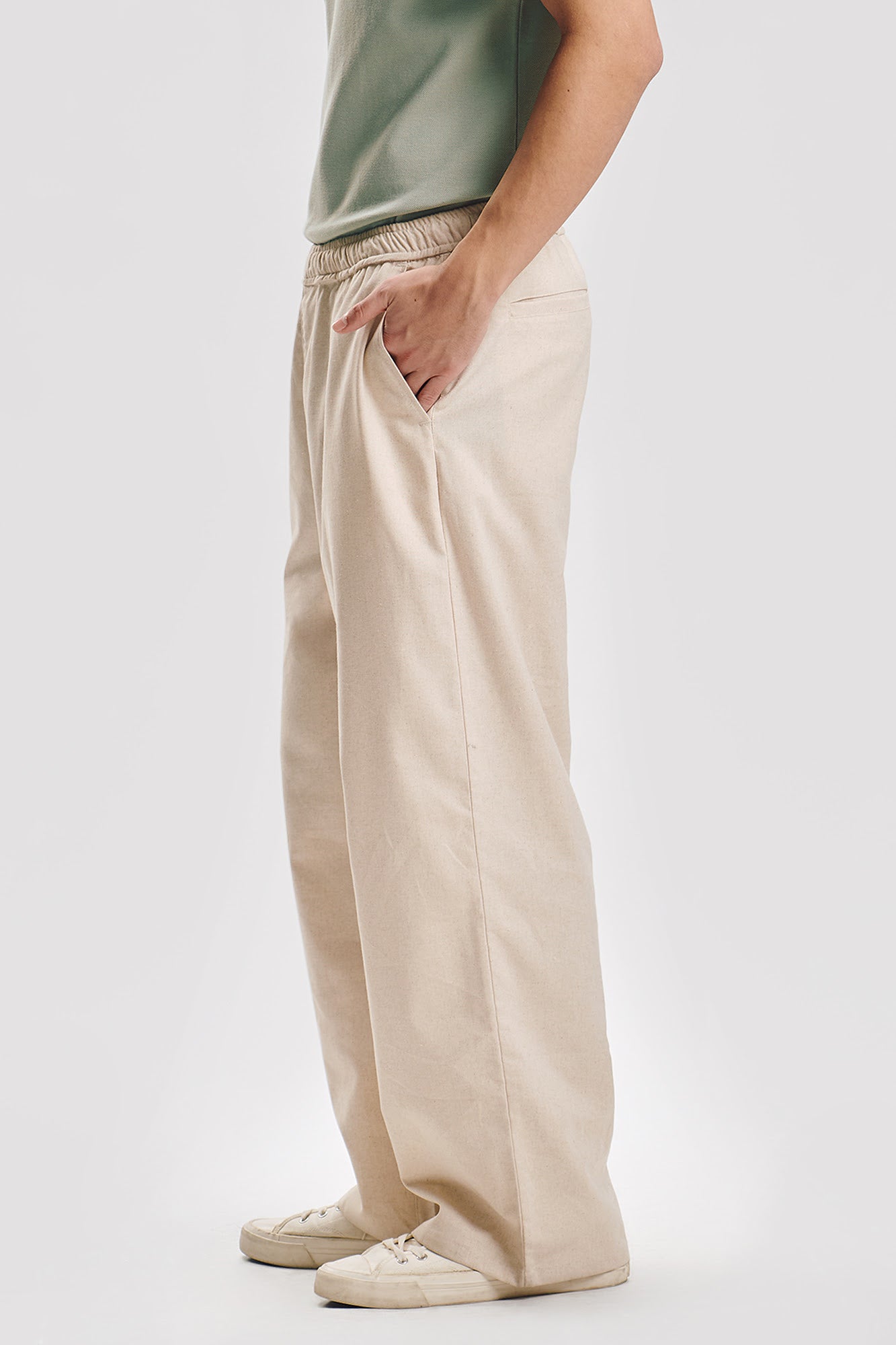 992917-Off White (4).jpg