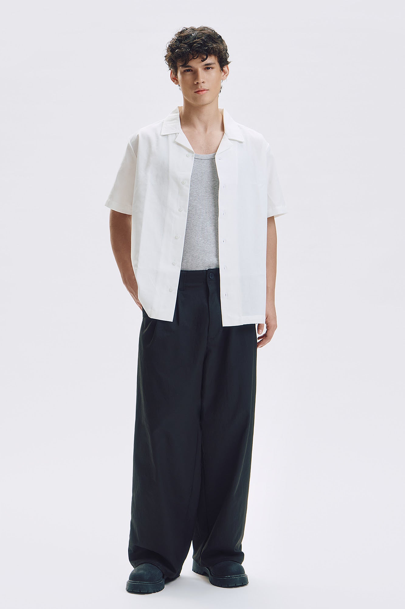 992921-Ivory (1).jpg