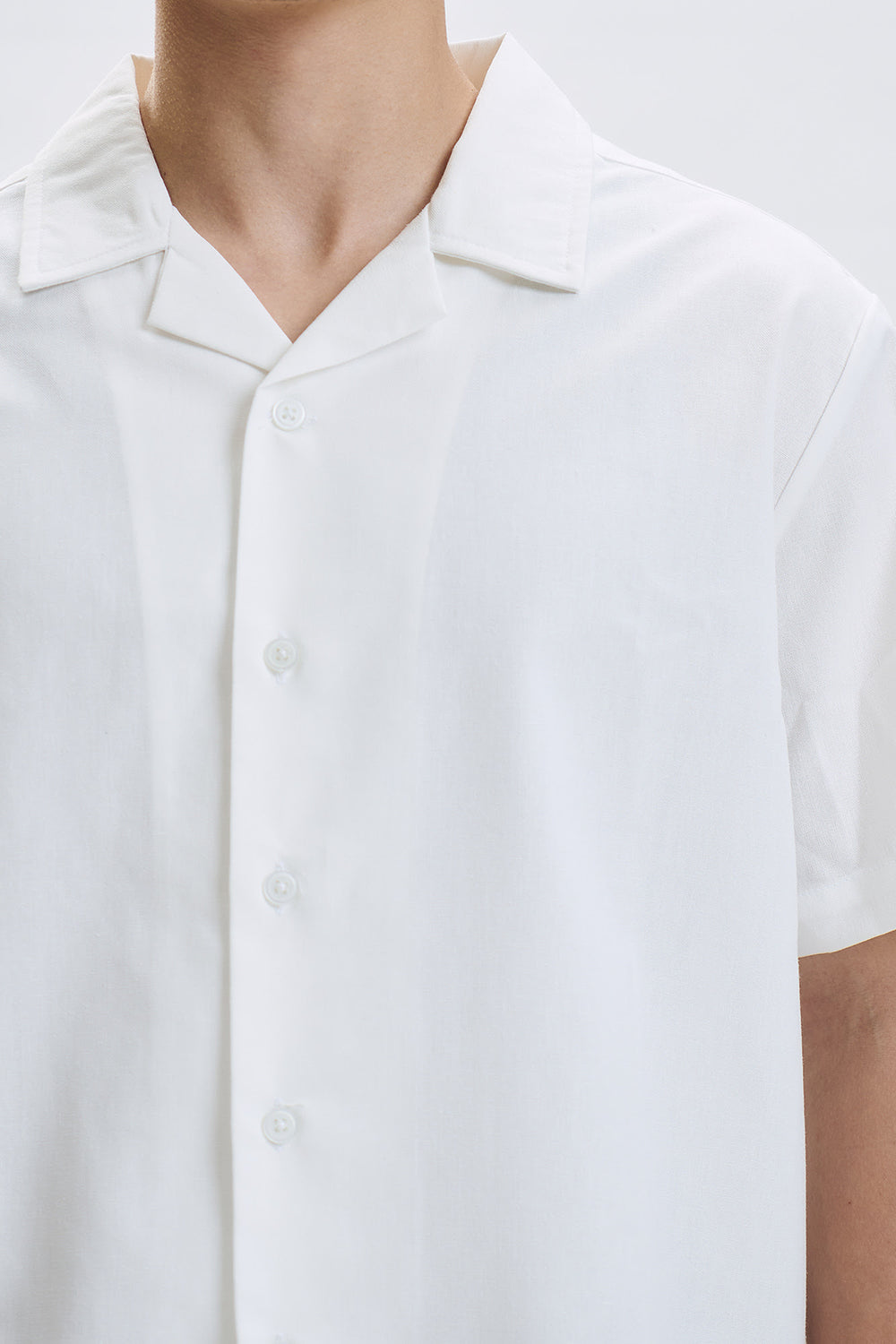 992921-Ivory (2).jpg