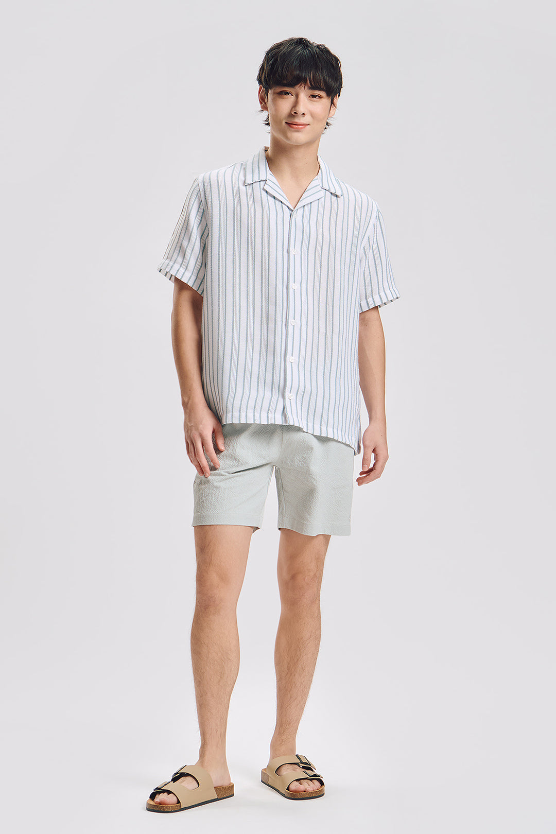 992969-Ivory (1).jpg