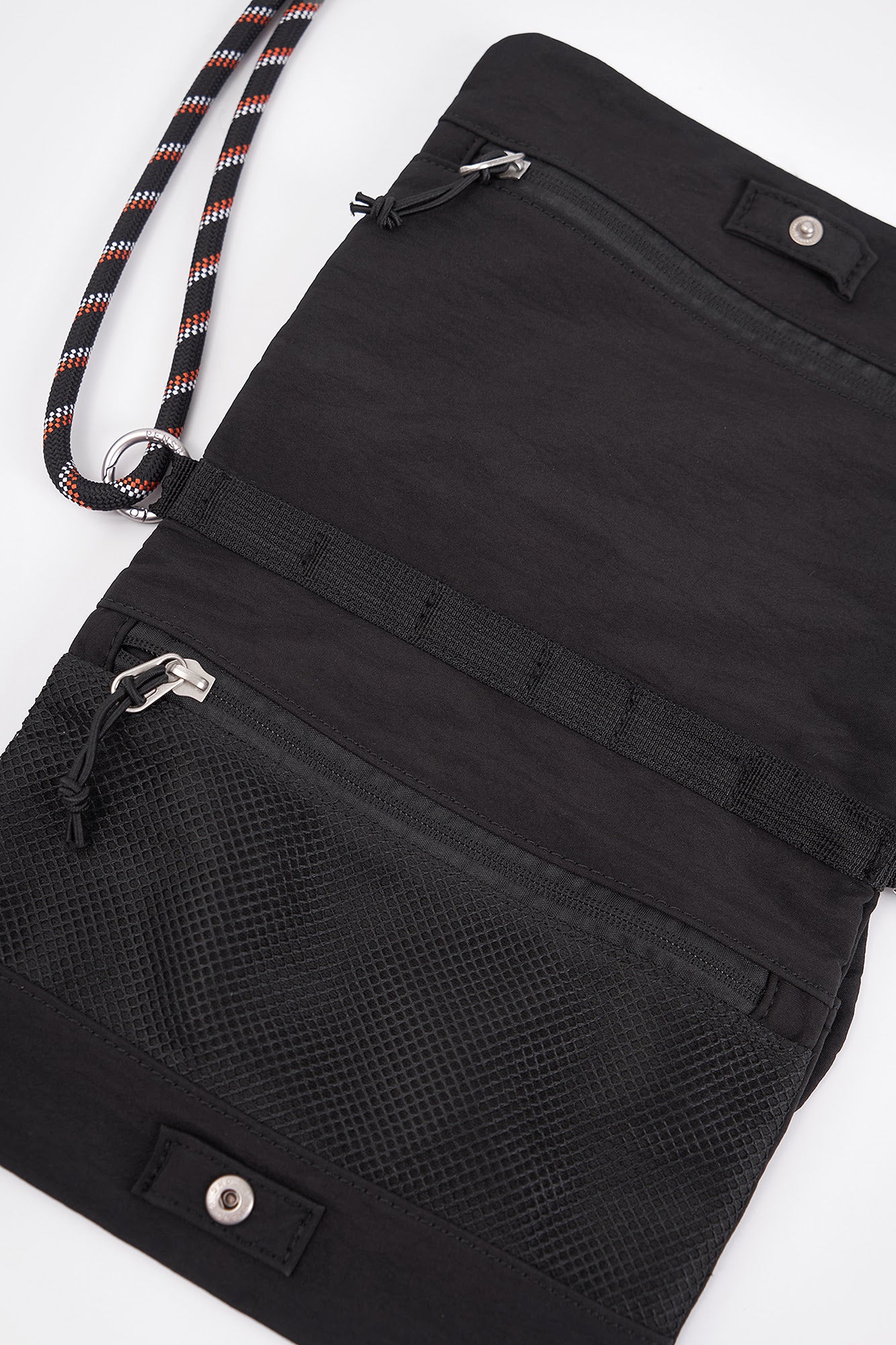 993038-Black (1).jpg