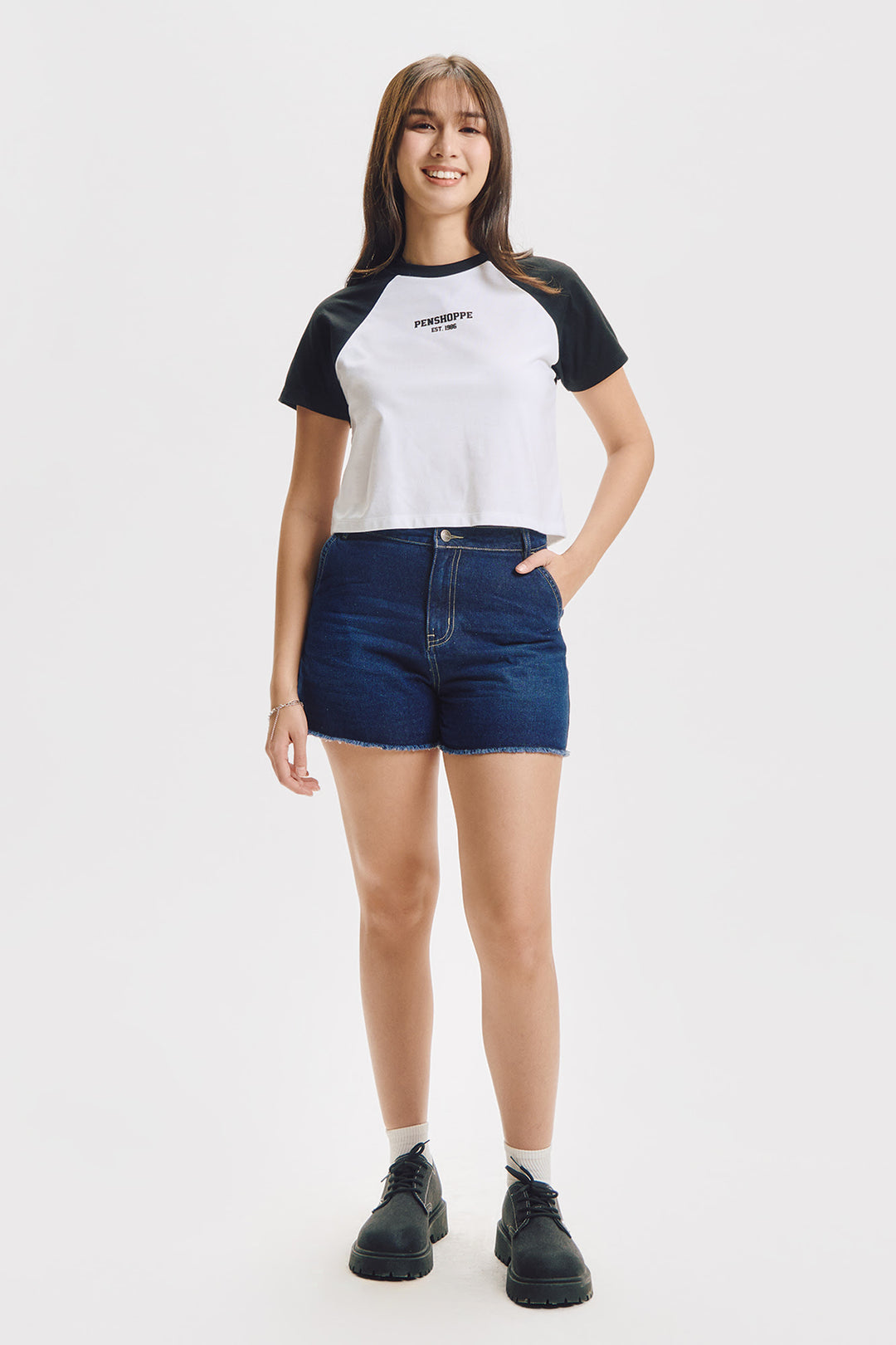 993255-Off White (1).jpg