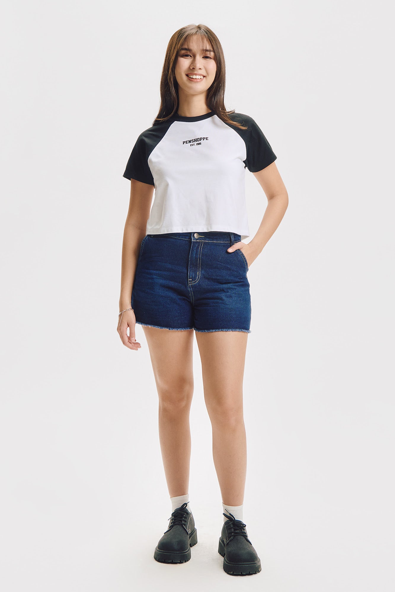 993255-Off White (1).jpg