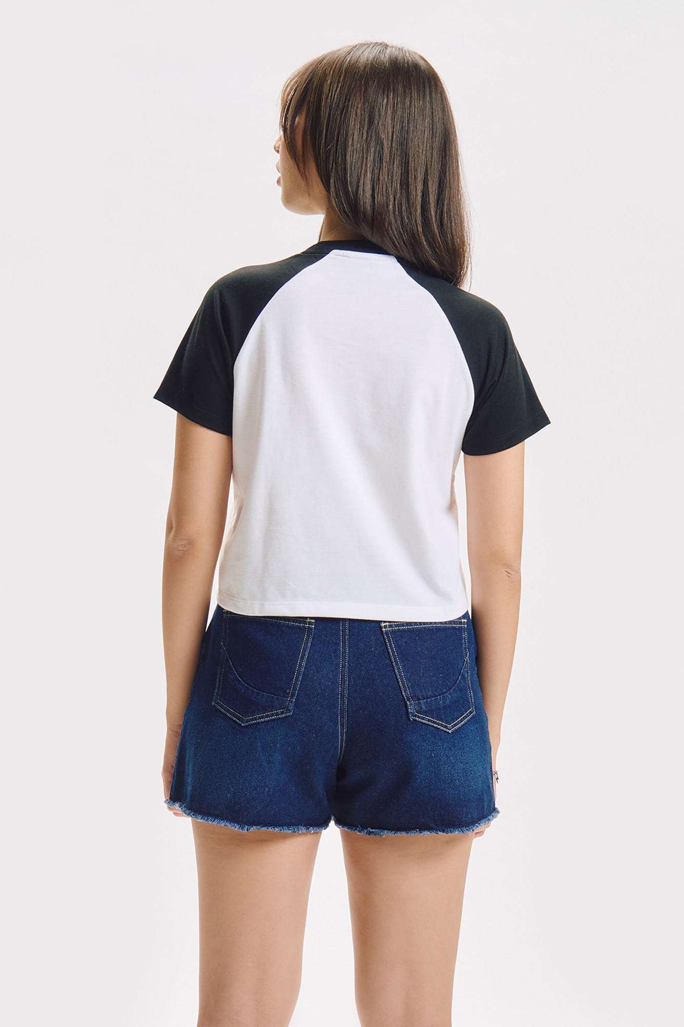 993255-Off White (3).jpg