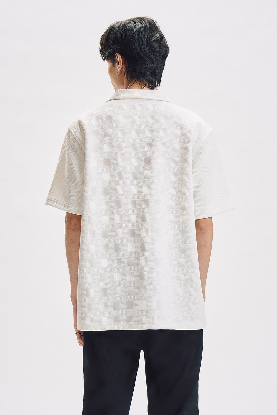 993274-Ivory (3).jpg