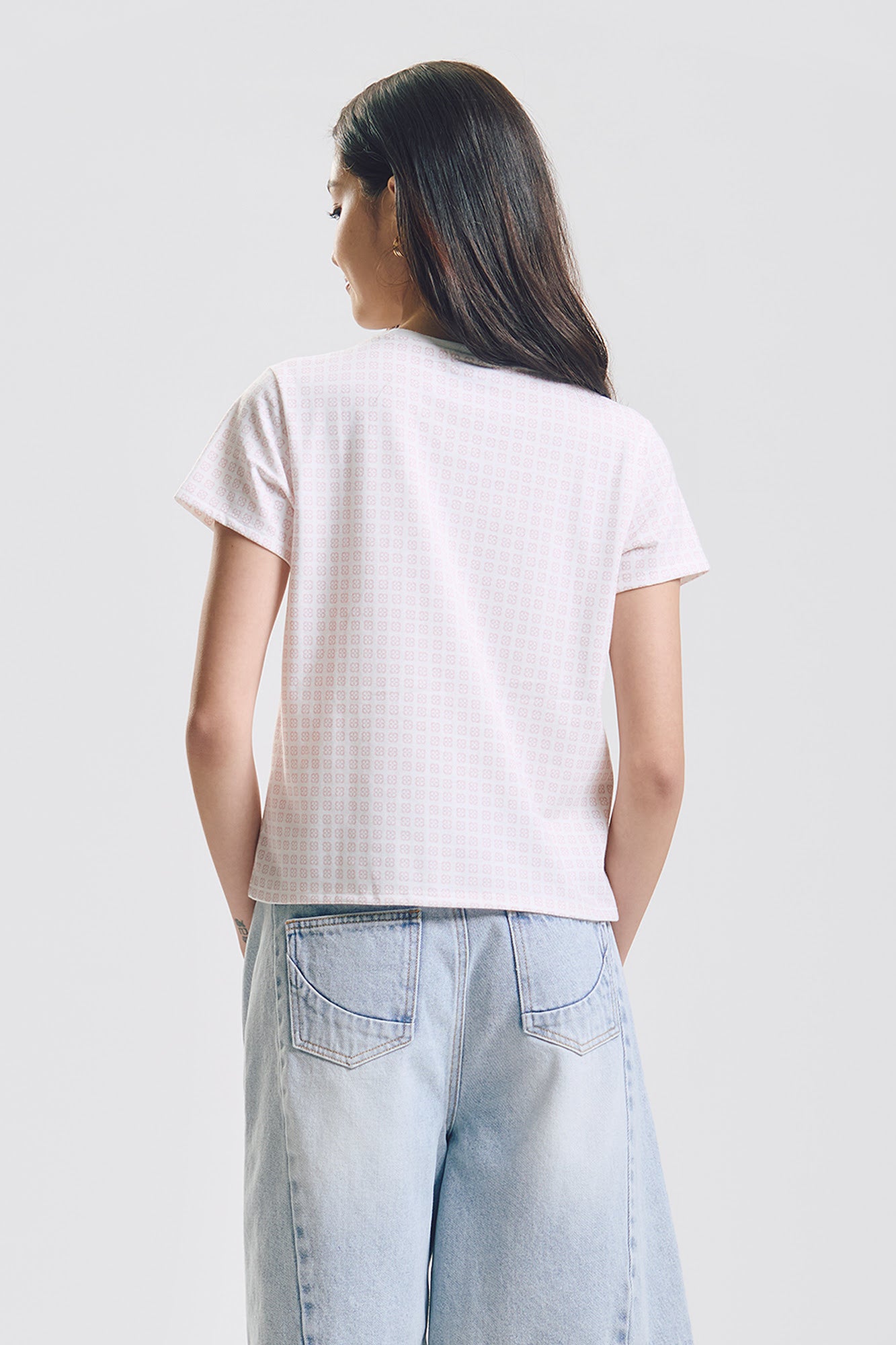 993412-Off White (3).jpg