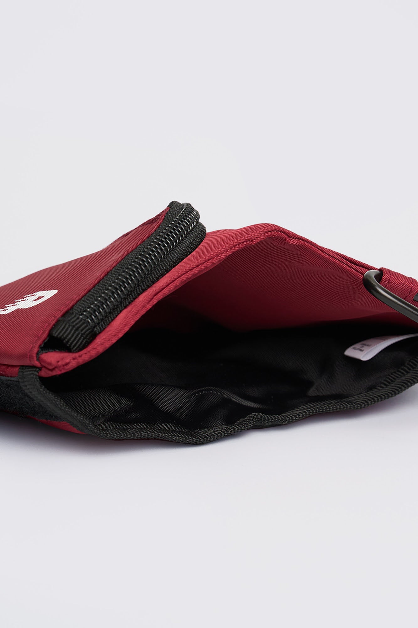 993613-Maroon (5).jpg