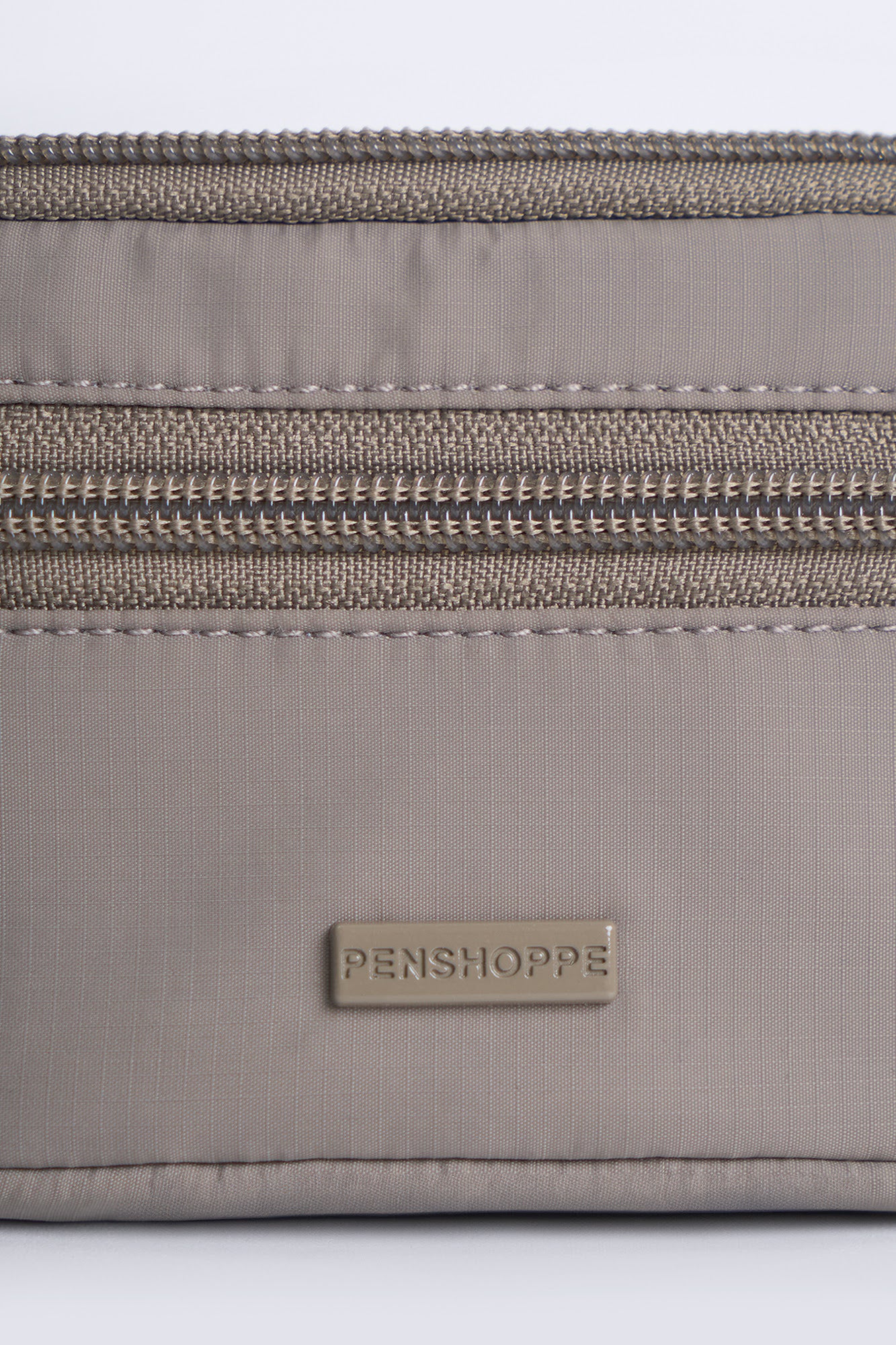 993622-Taupe (1).jpg