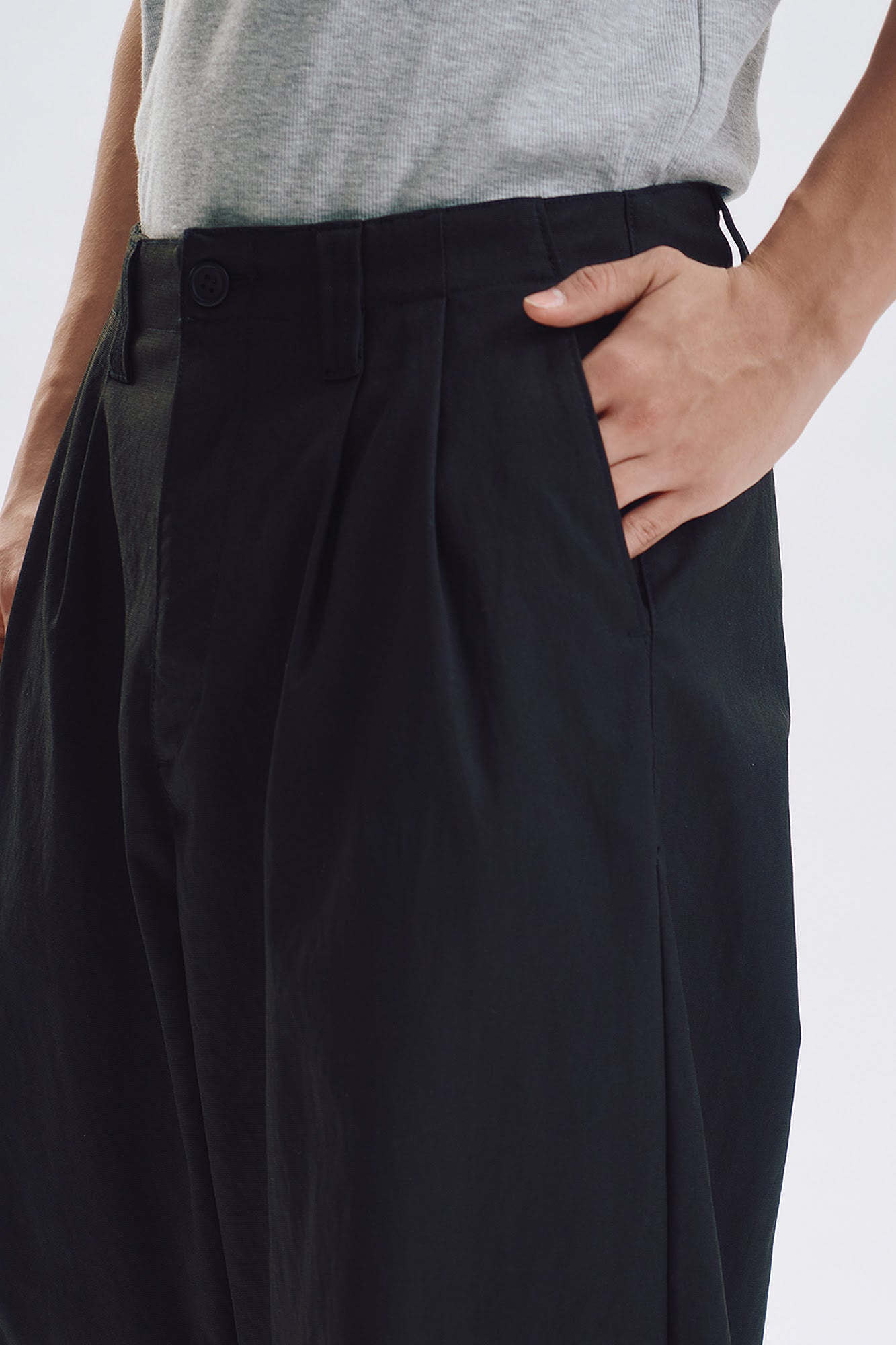 993672-Black (2).jpg