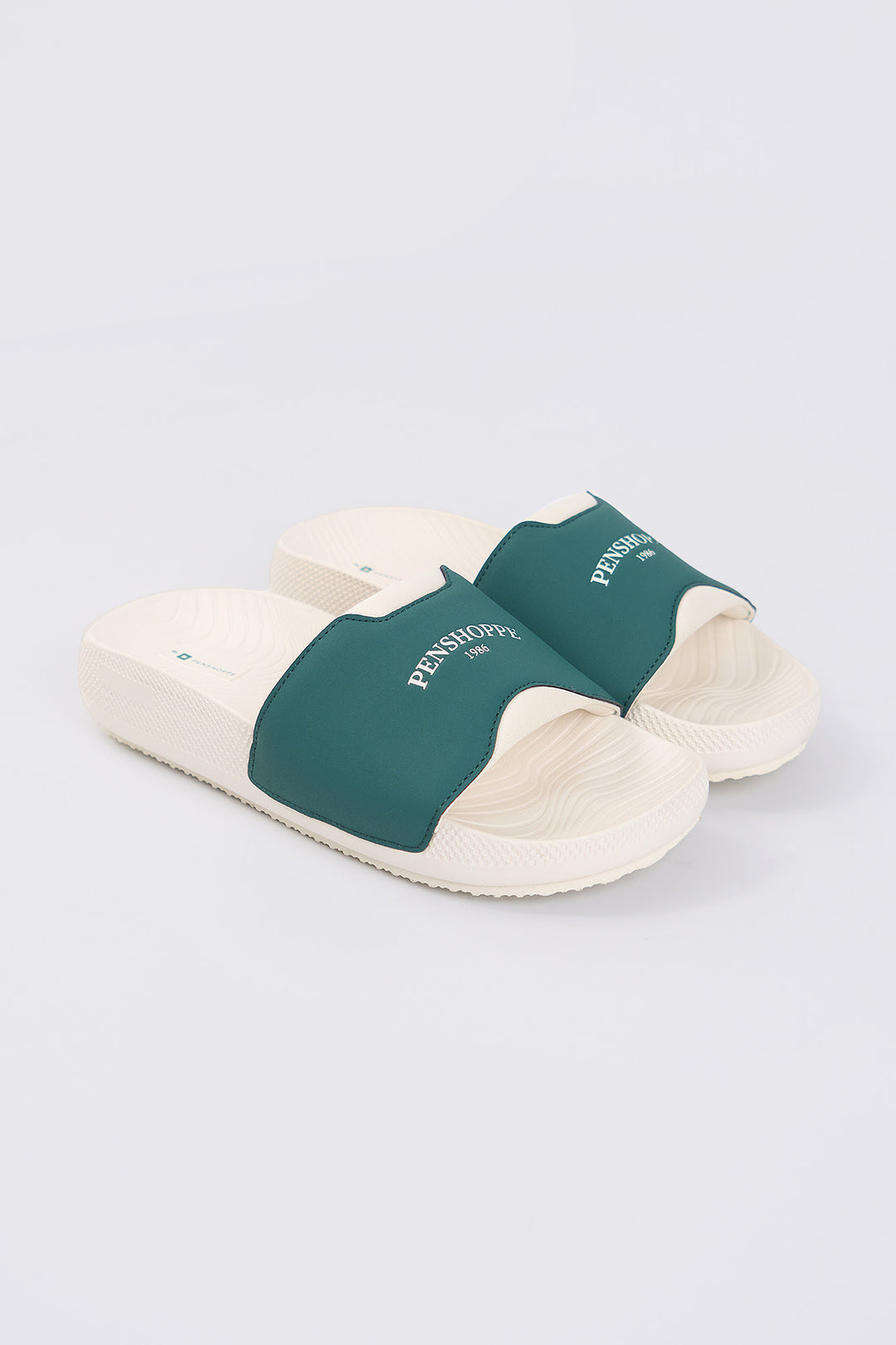 993856-Green (2).jpg