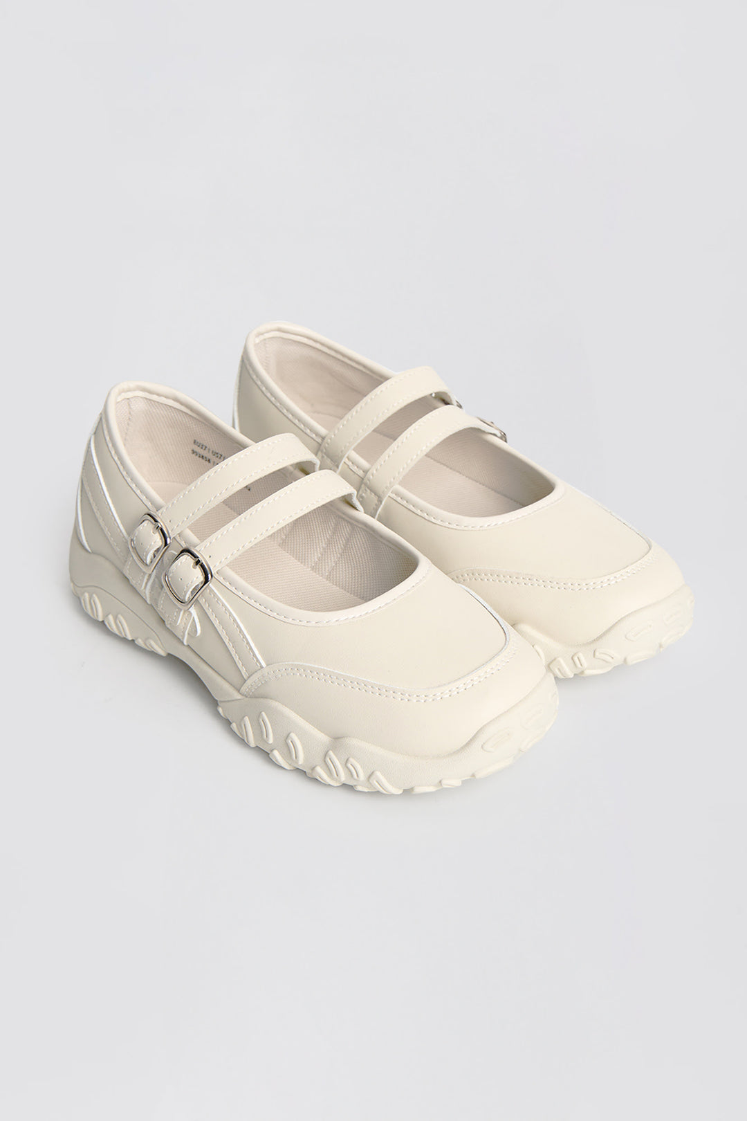 993858-Off White (3).jpg