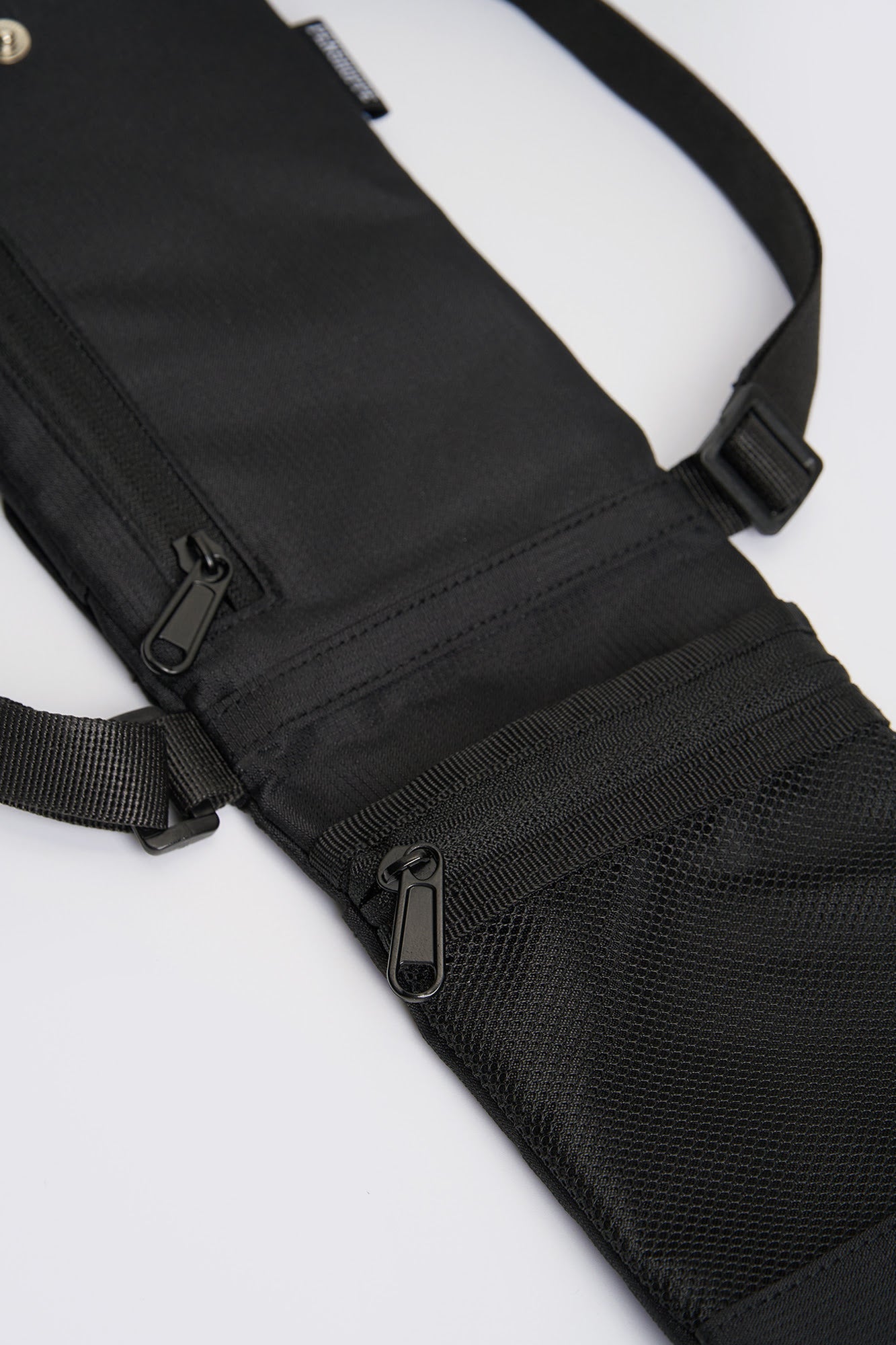 993875-Black (1).jpg
