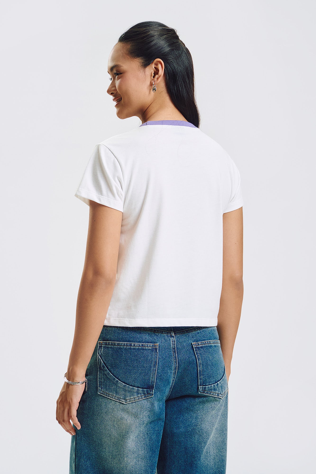 994047-Off White (3).jpg