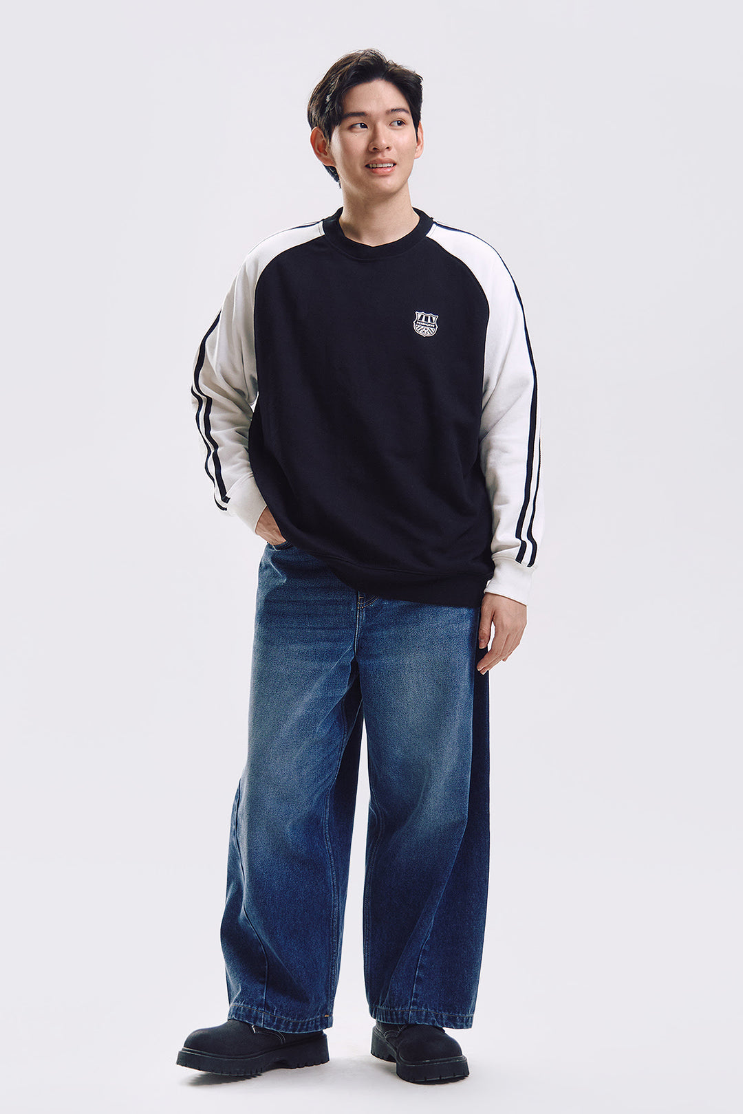 994074-Black (1).jpg