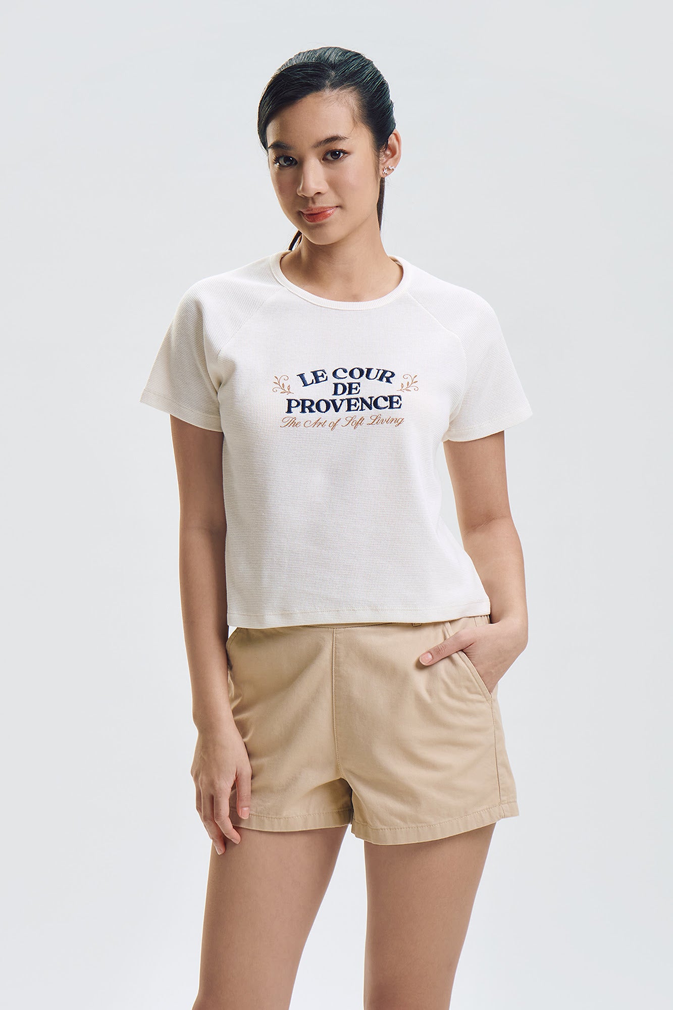 994146-Off White (3).jpg