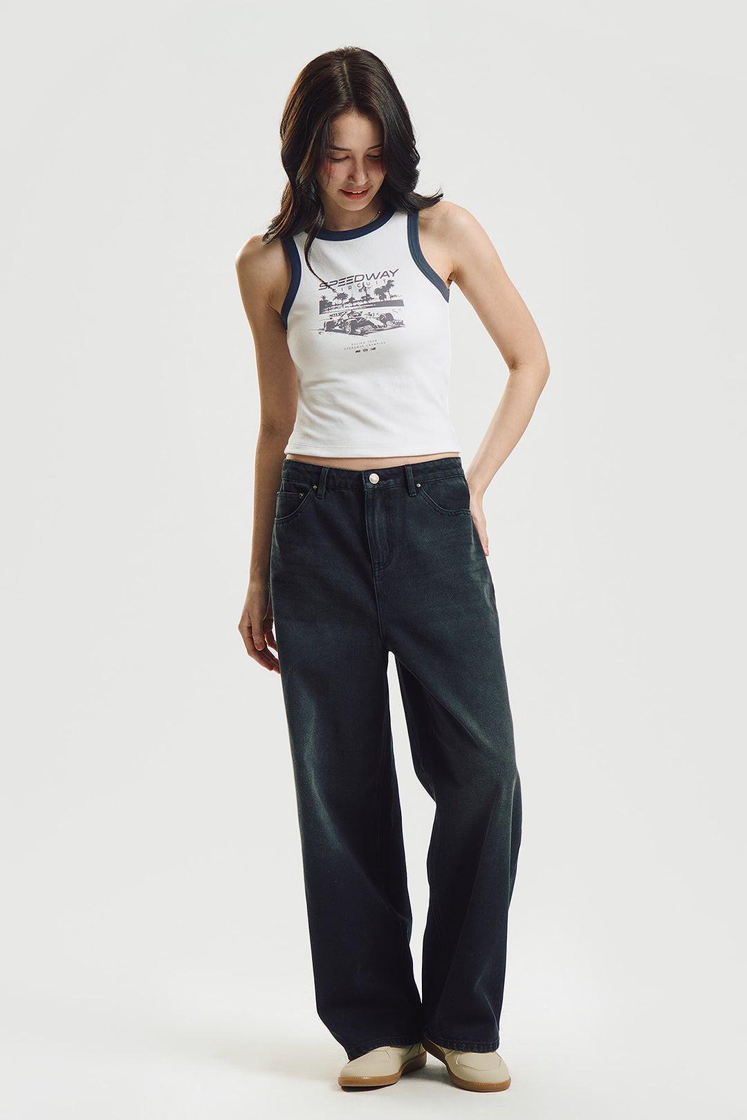 994162-Off White (1).jpg