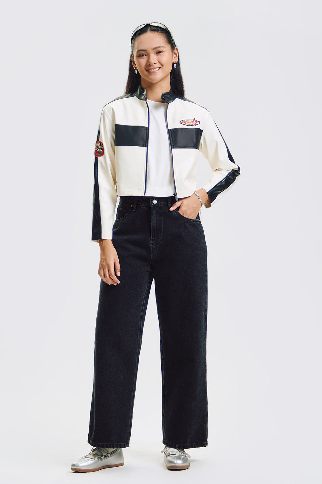 994195-Off White (1).jpg