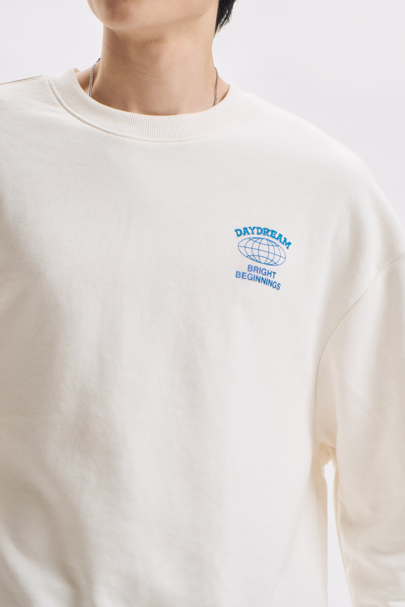 994247-Off White (2).jpg