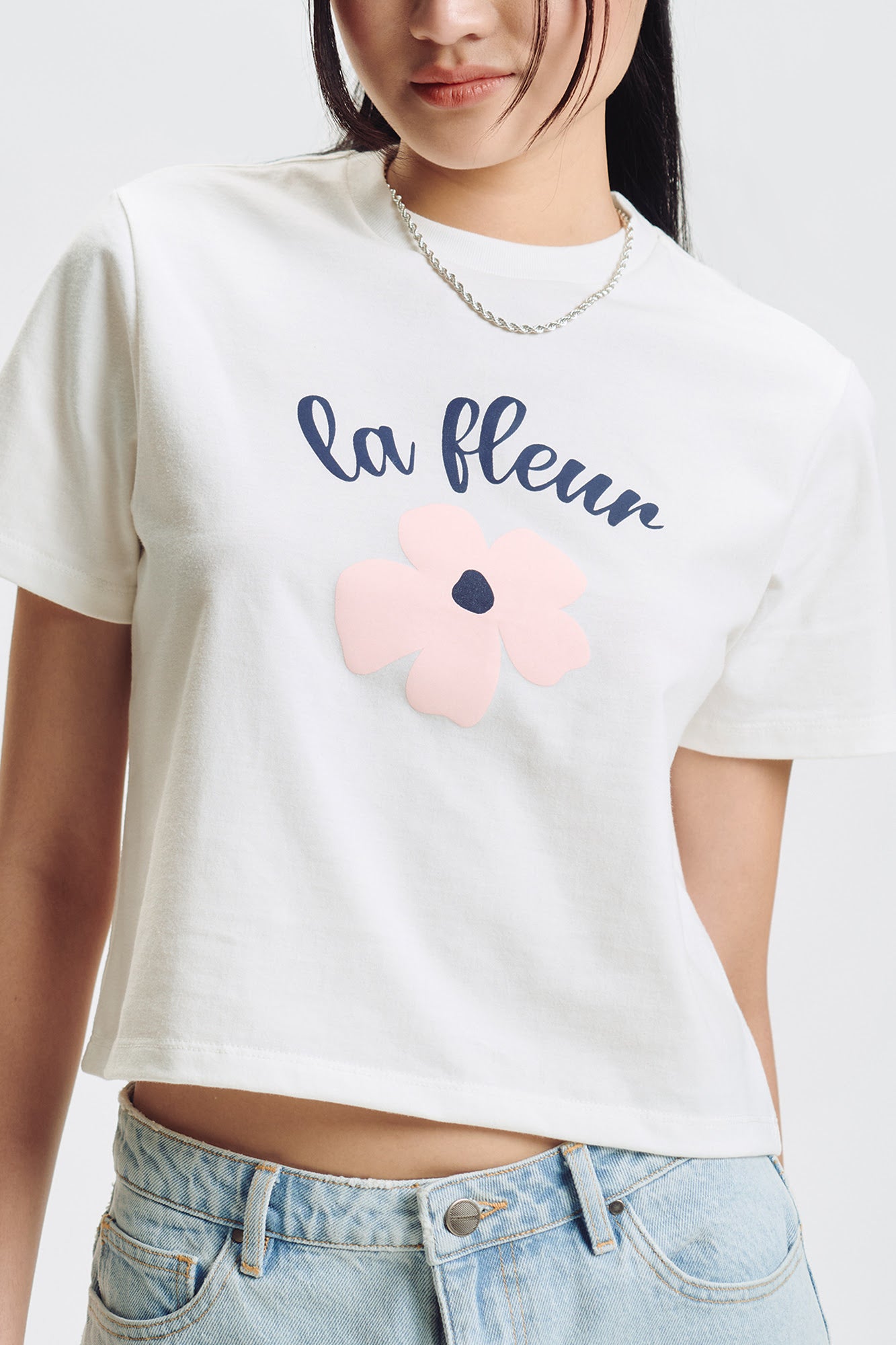 994321-Off White (2).jpg