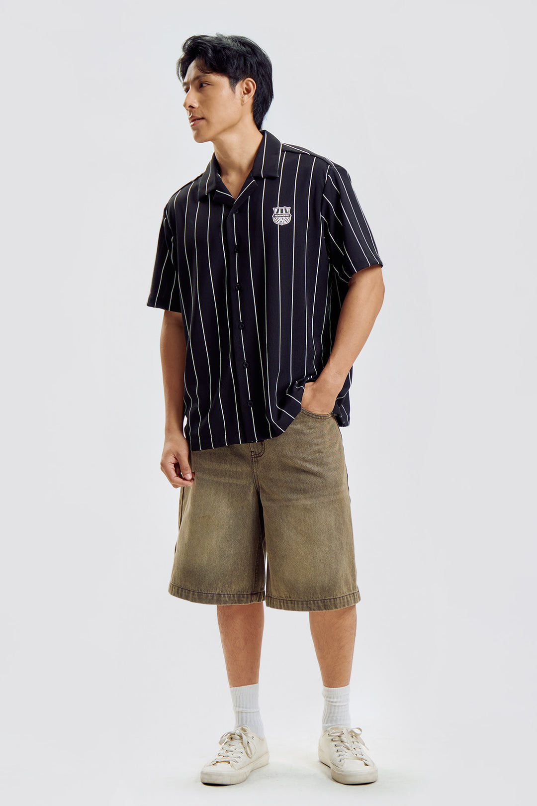 994435-Black (1).jpg